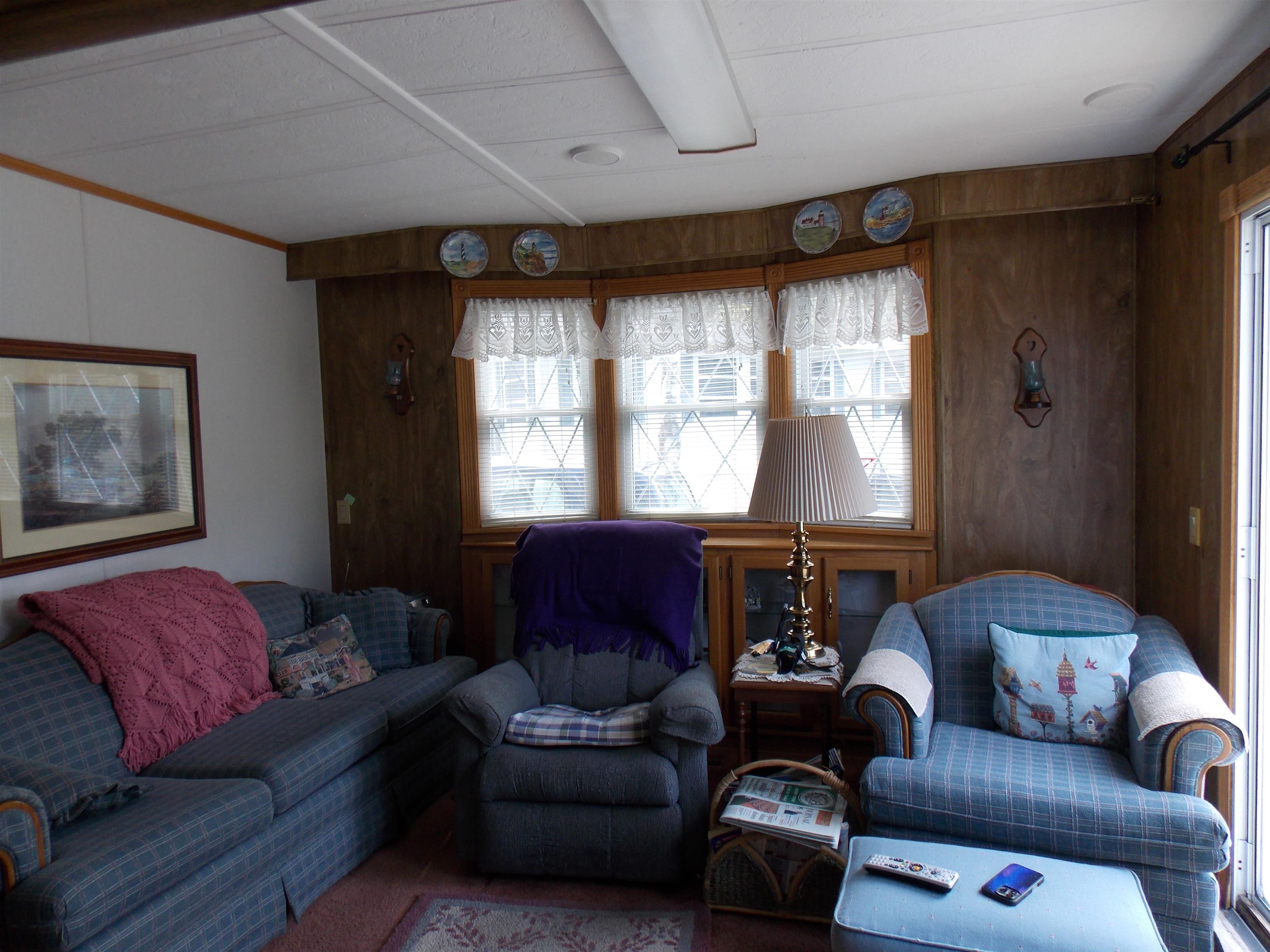 355 Skyline Drive