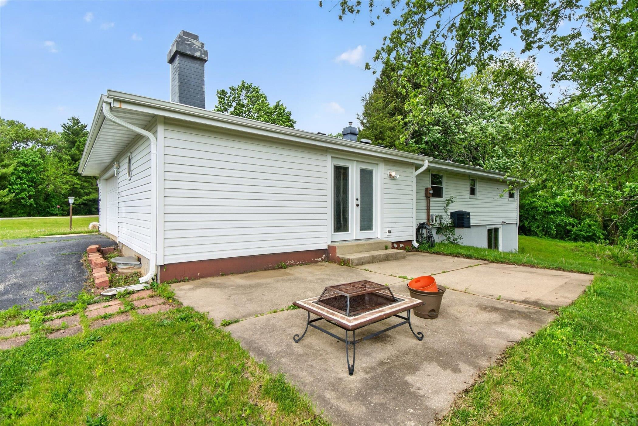 3806 E Jacobs Drive