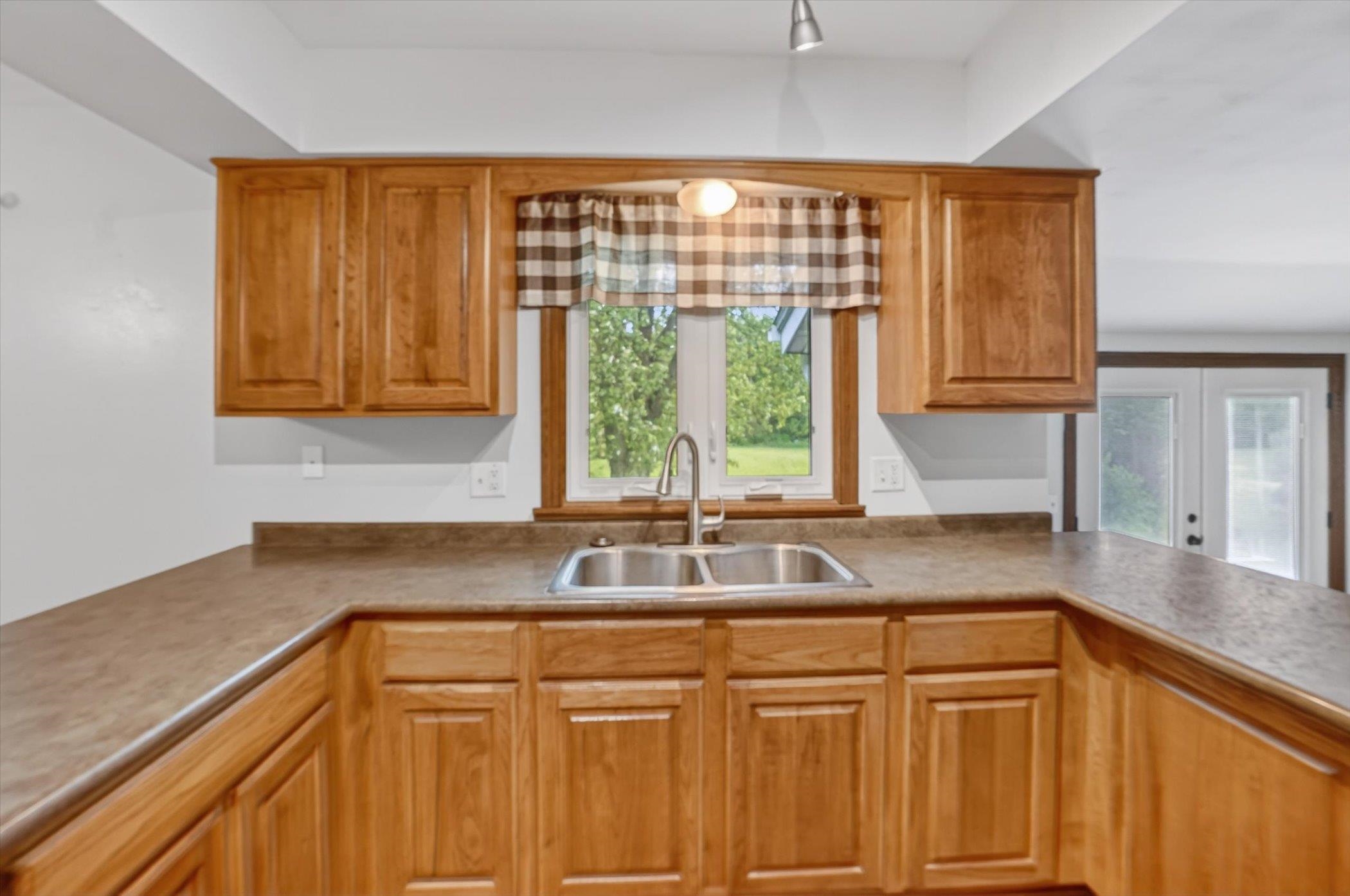 3806 E Jacobs Drive
