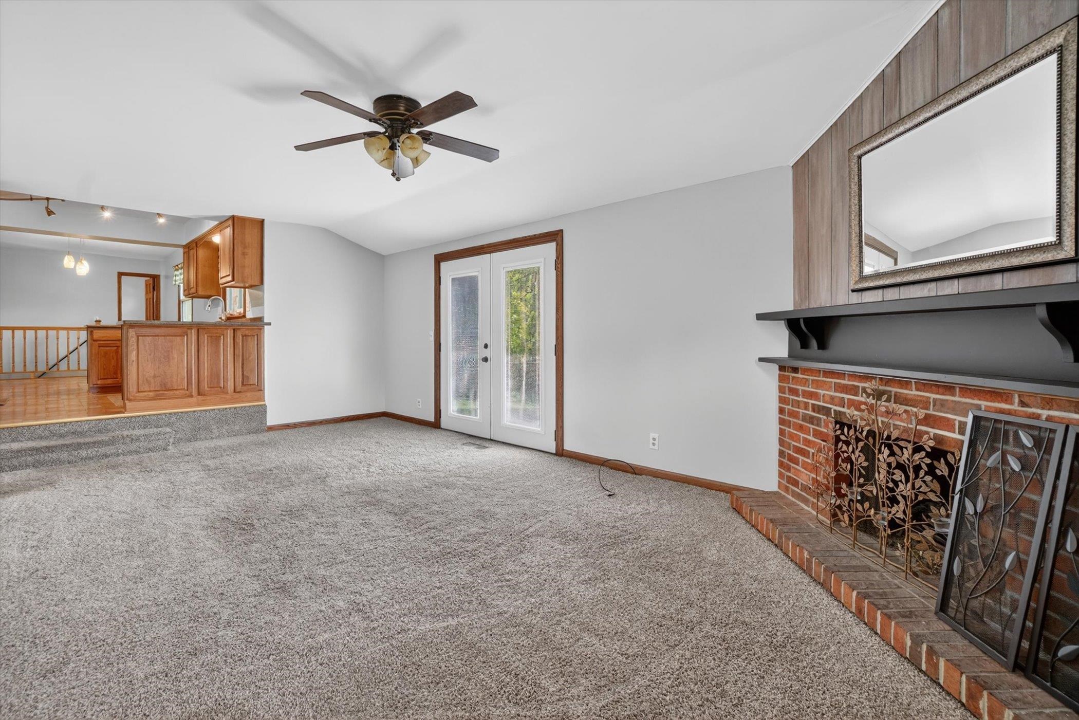 3806 E Jacobs Drive