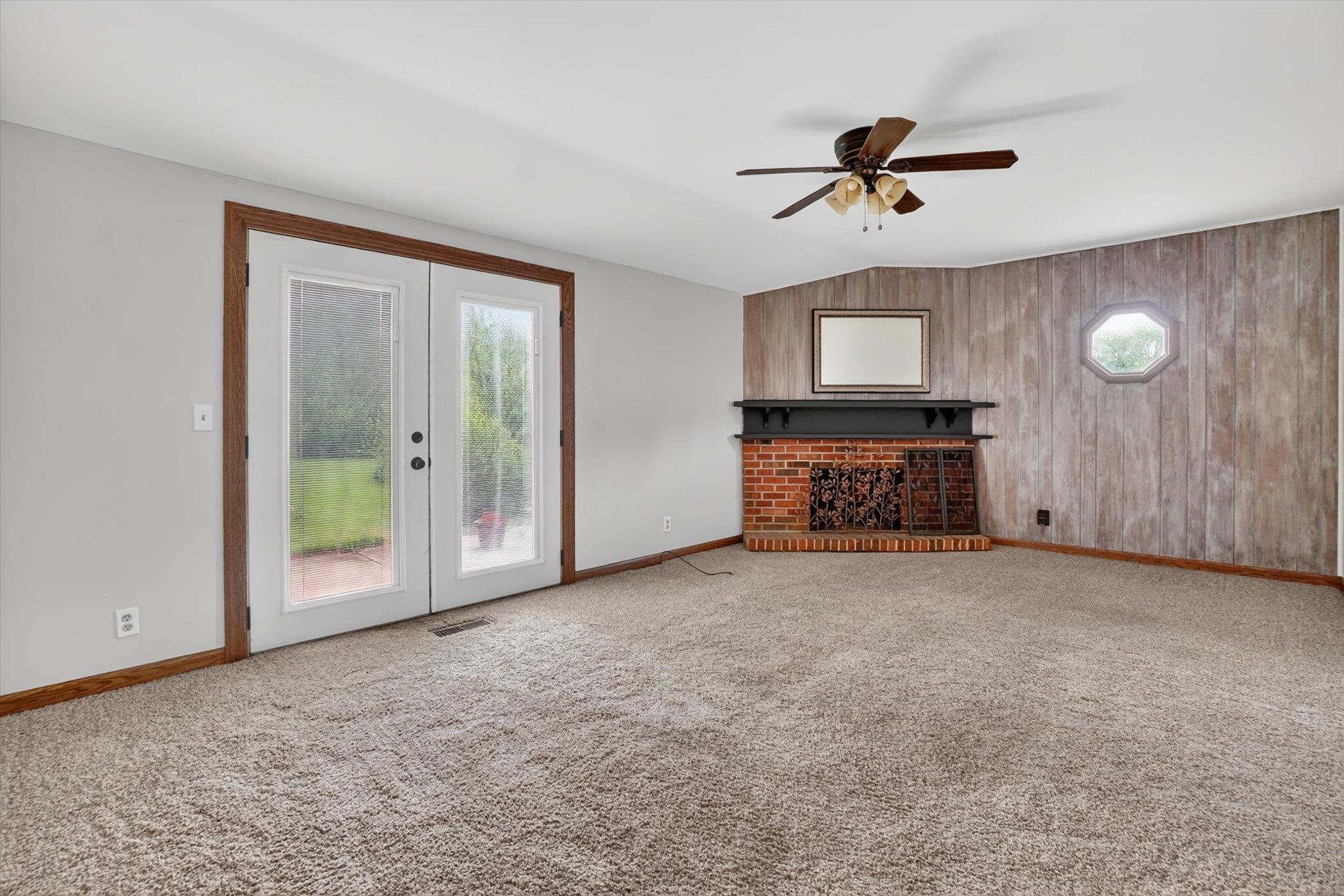 3806 E Jacobs Drive