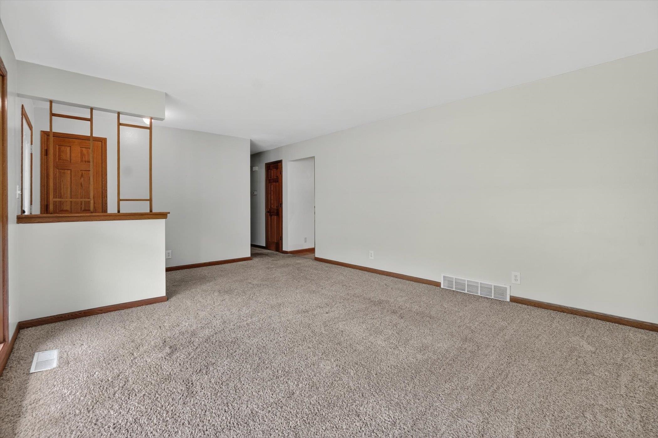 3806 E Jacobs Drive