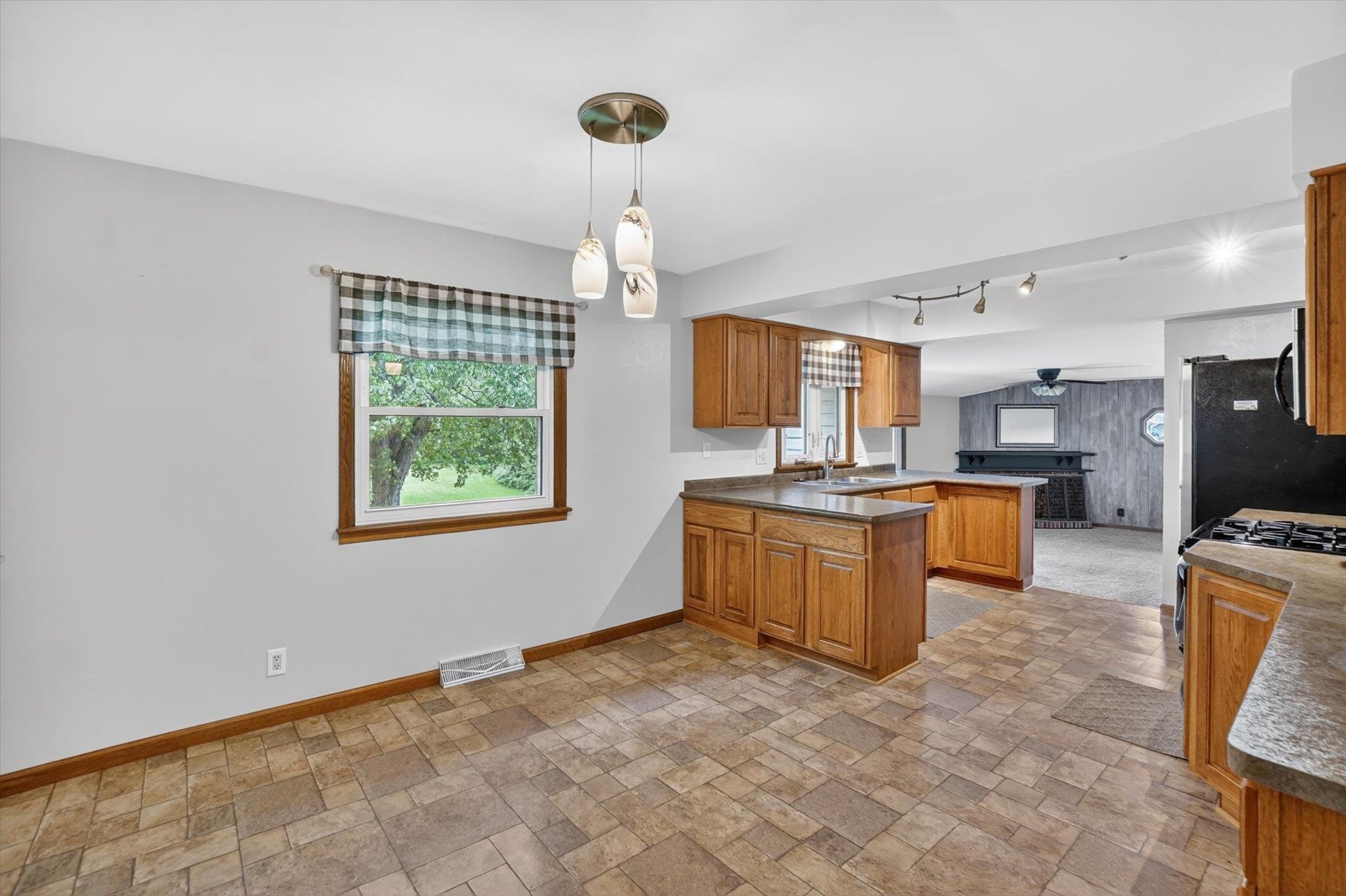 3806 E Jacobs Drive