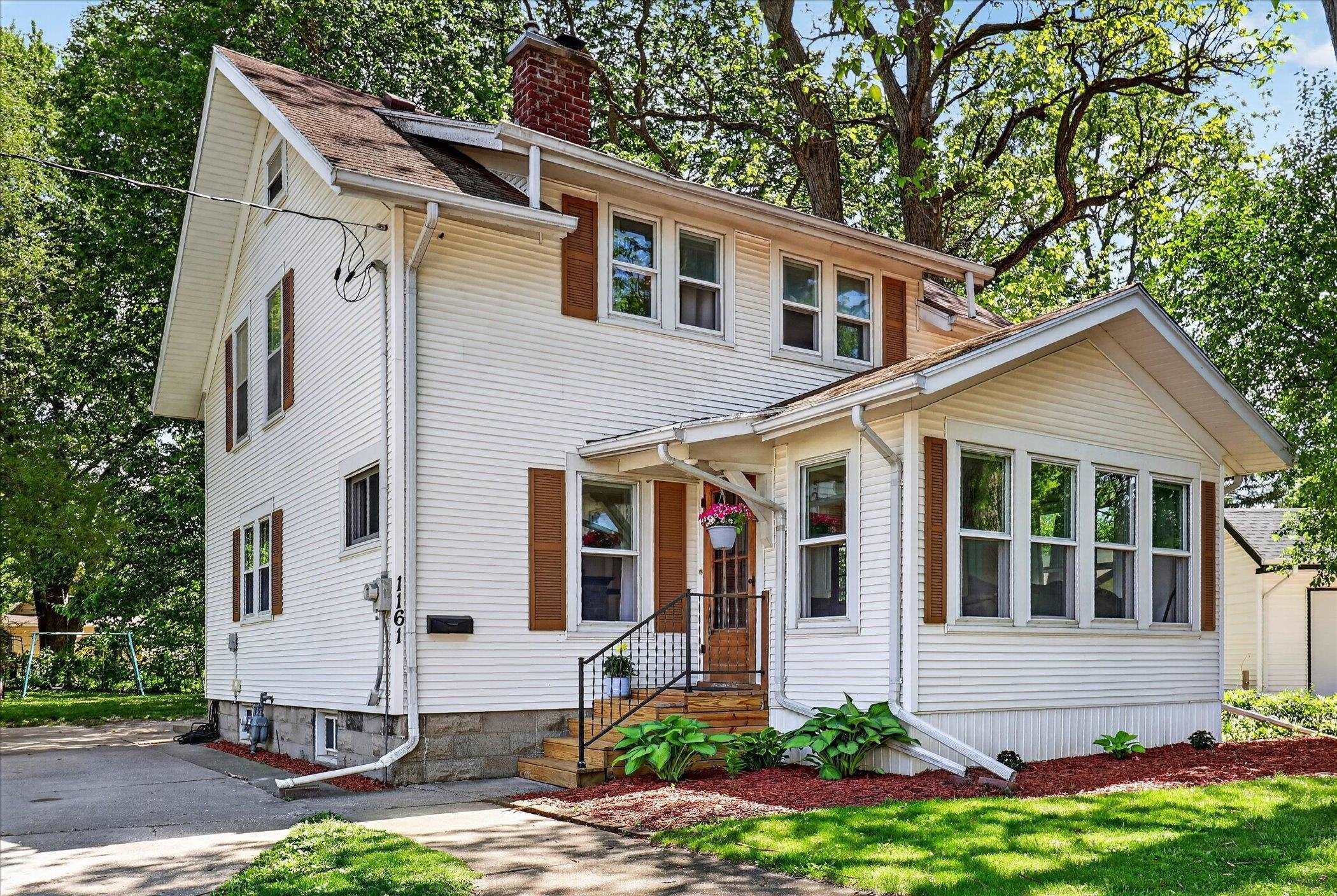 1161 Eaton Avenue