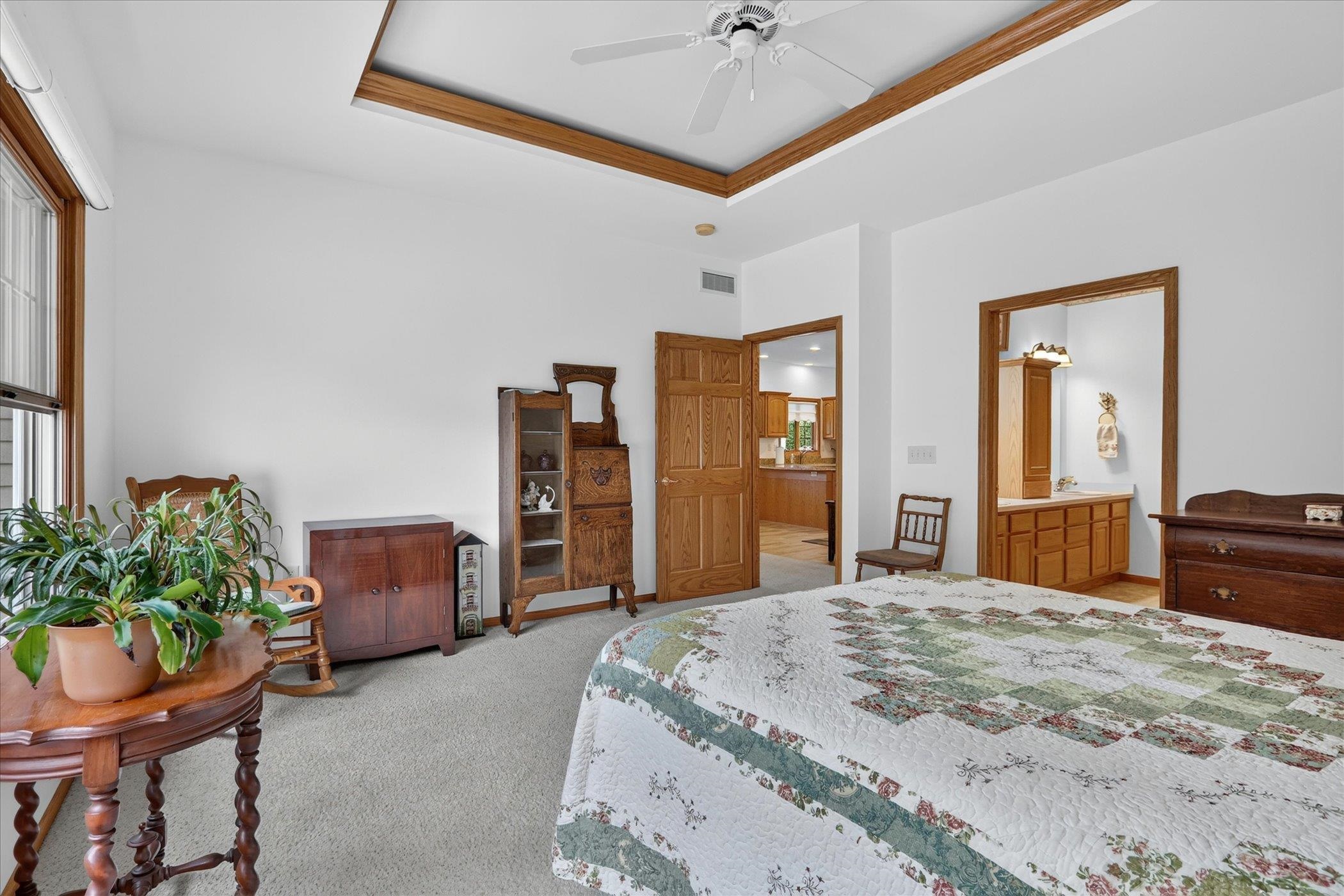 3835 Huntington Avenue