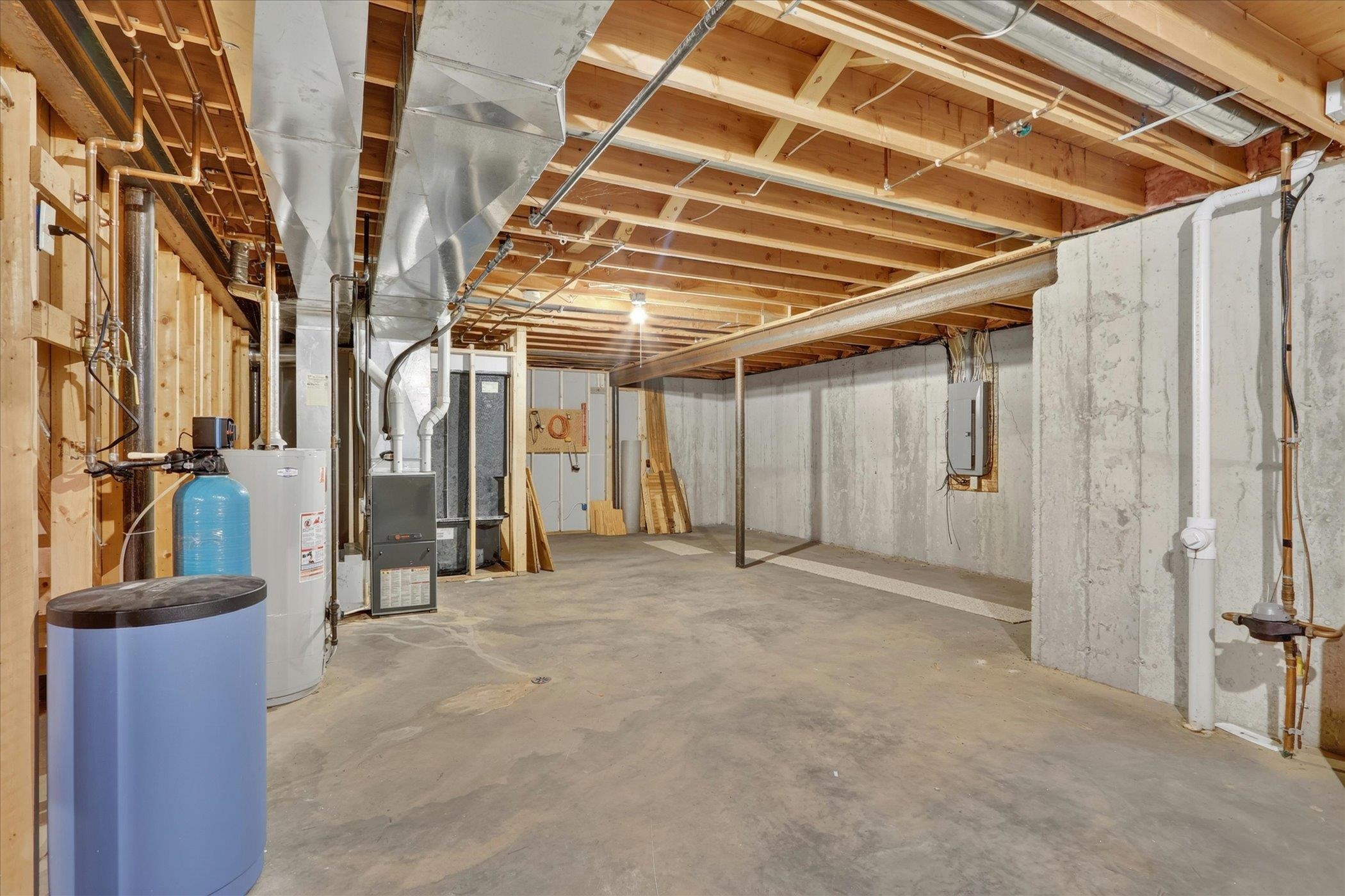 3835 Huntington Avenue