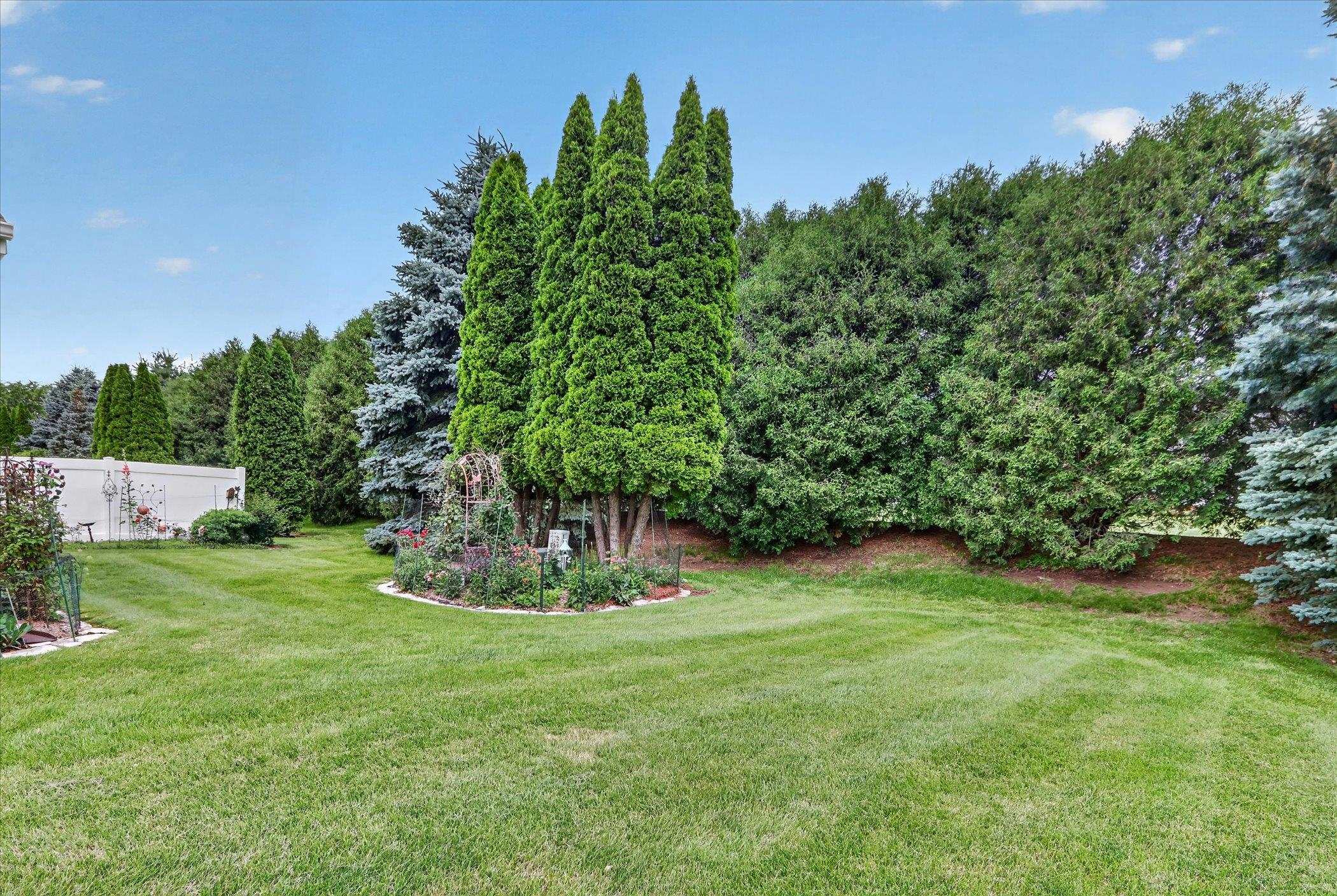 3835 Huntington Avenue