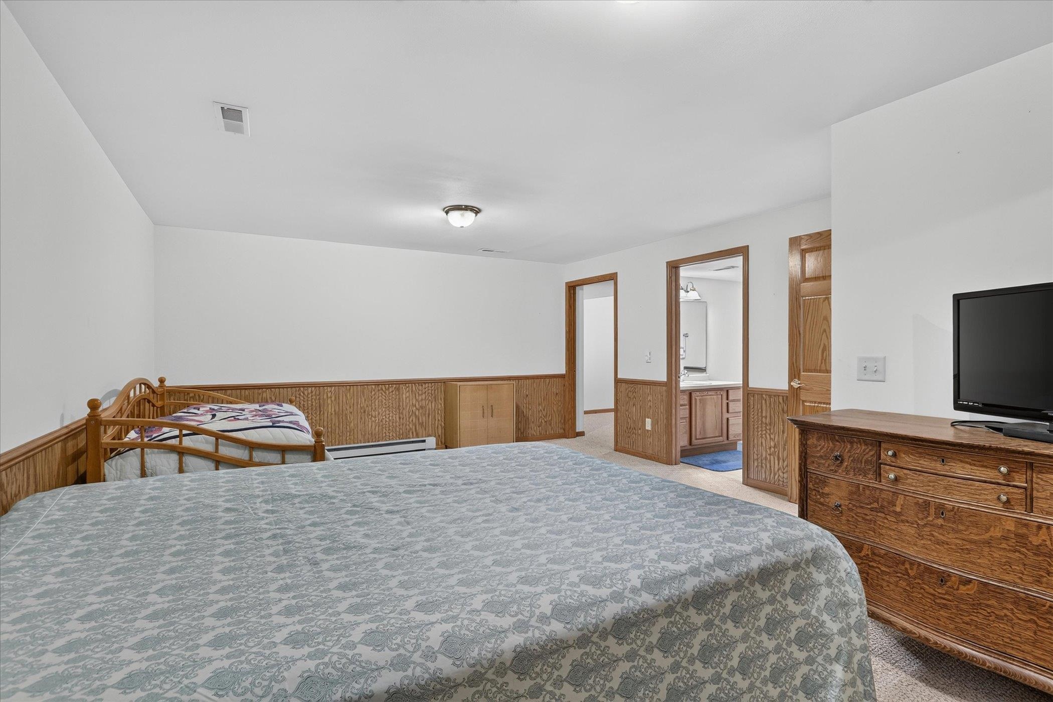 3835 Huntington Avenue