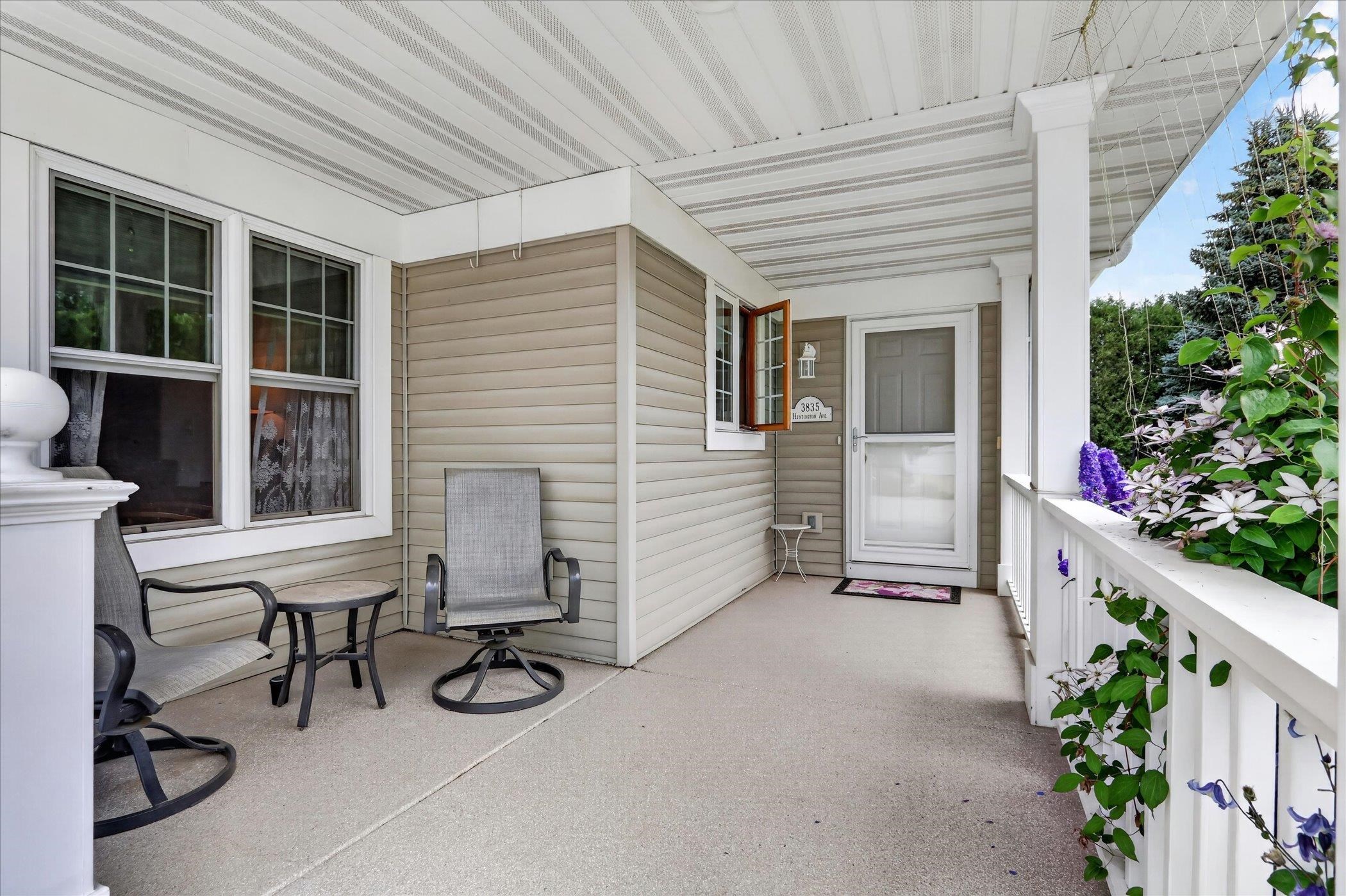 3835 Huntington Avenue