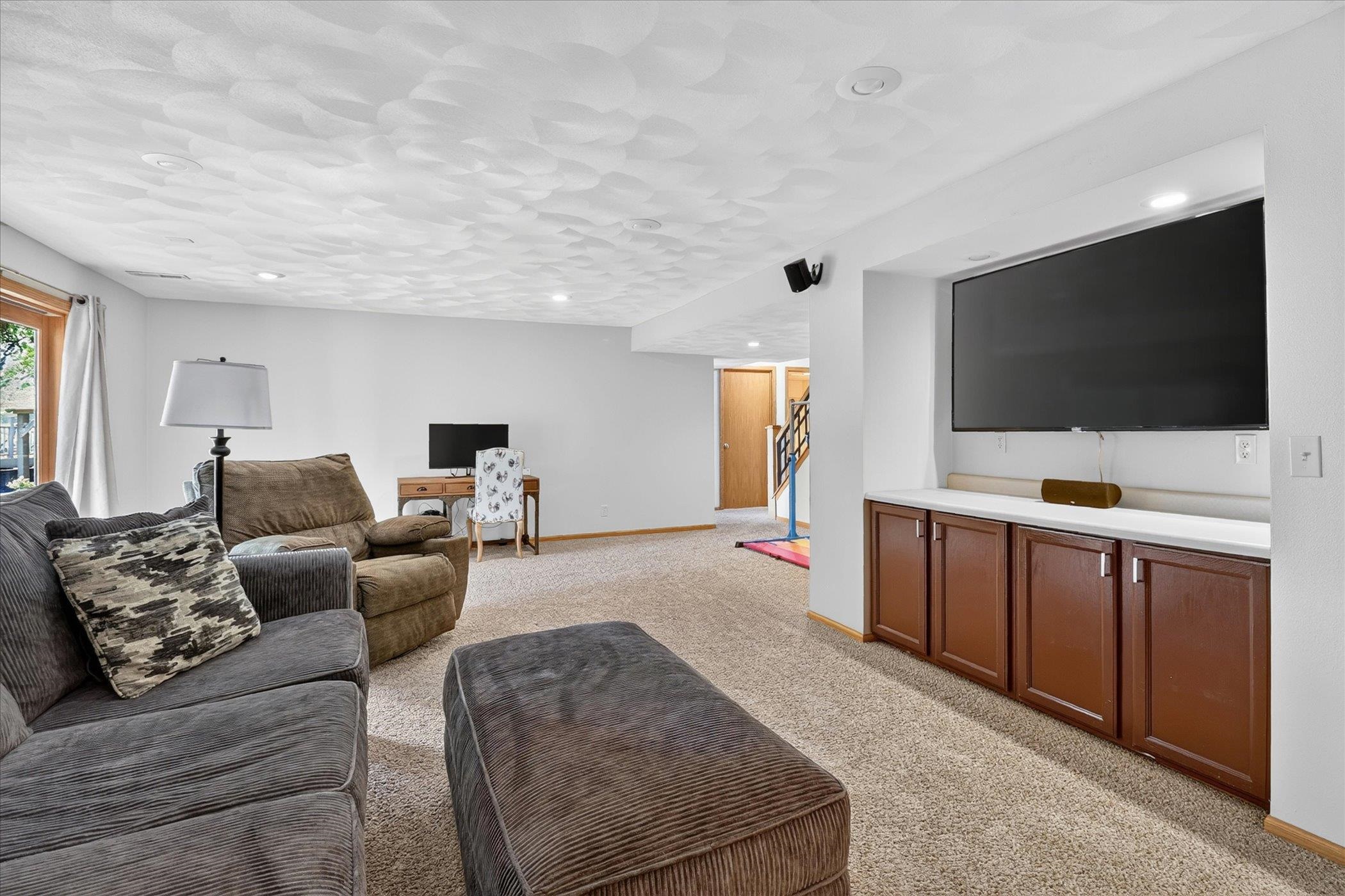 1038 Summerhill Drive
