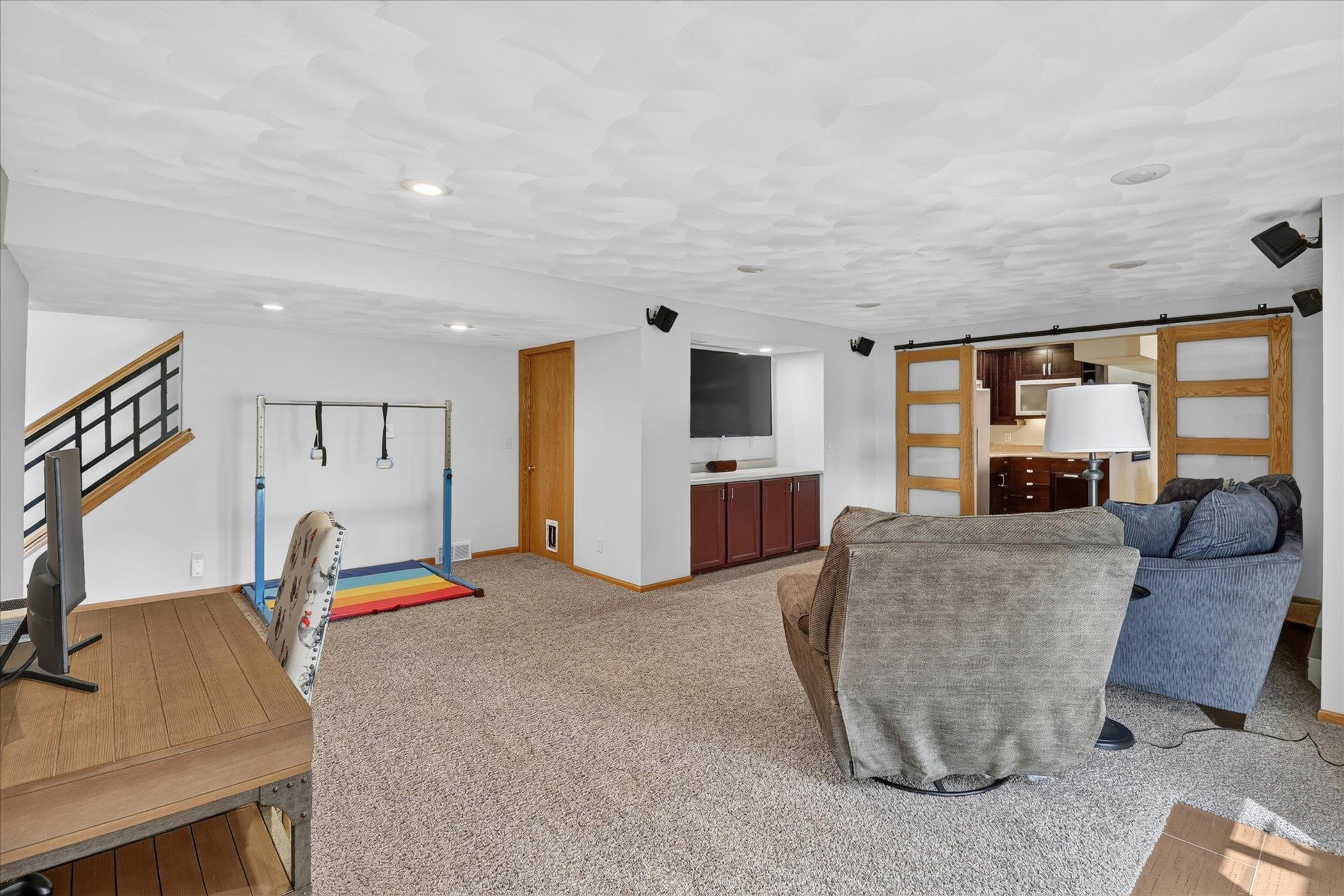 1038 Summerhill Drive