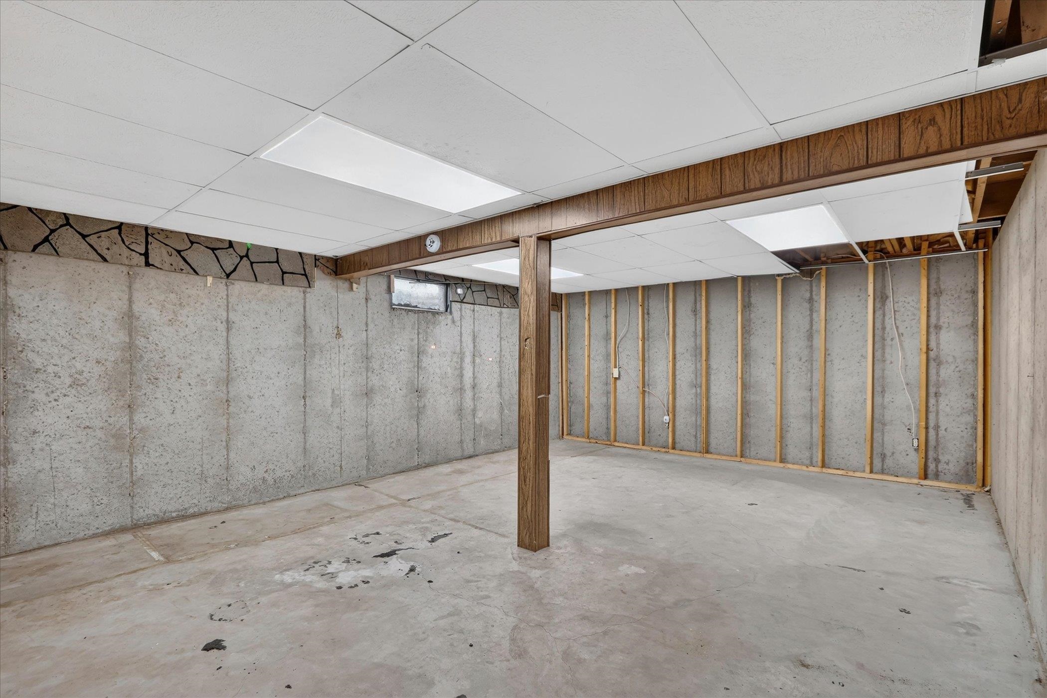 4 S Wright Road