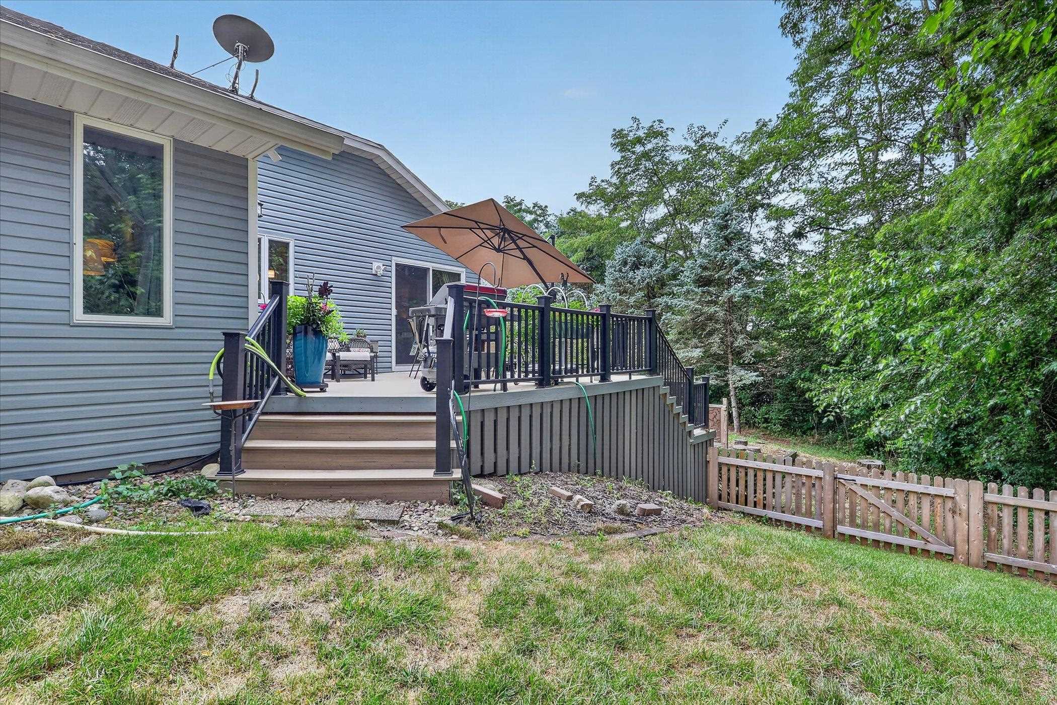 5738 S Splendor Valley Drive