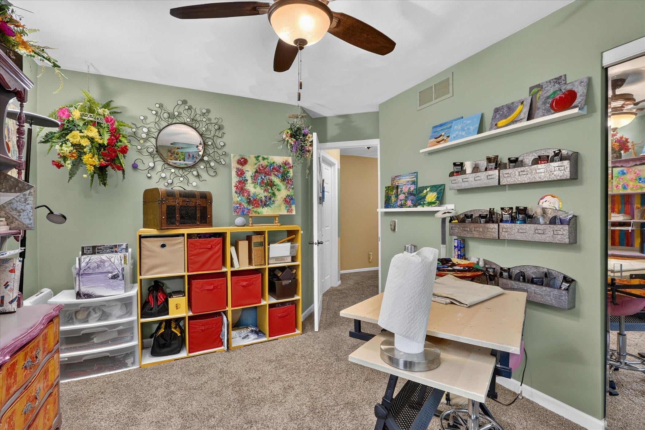5738 S Splendor Valley Drive