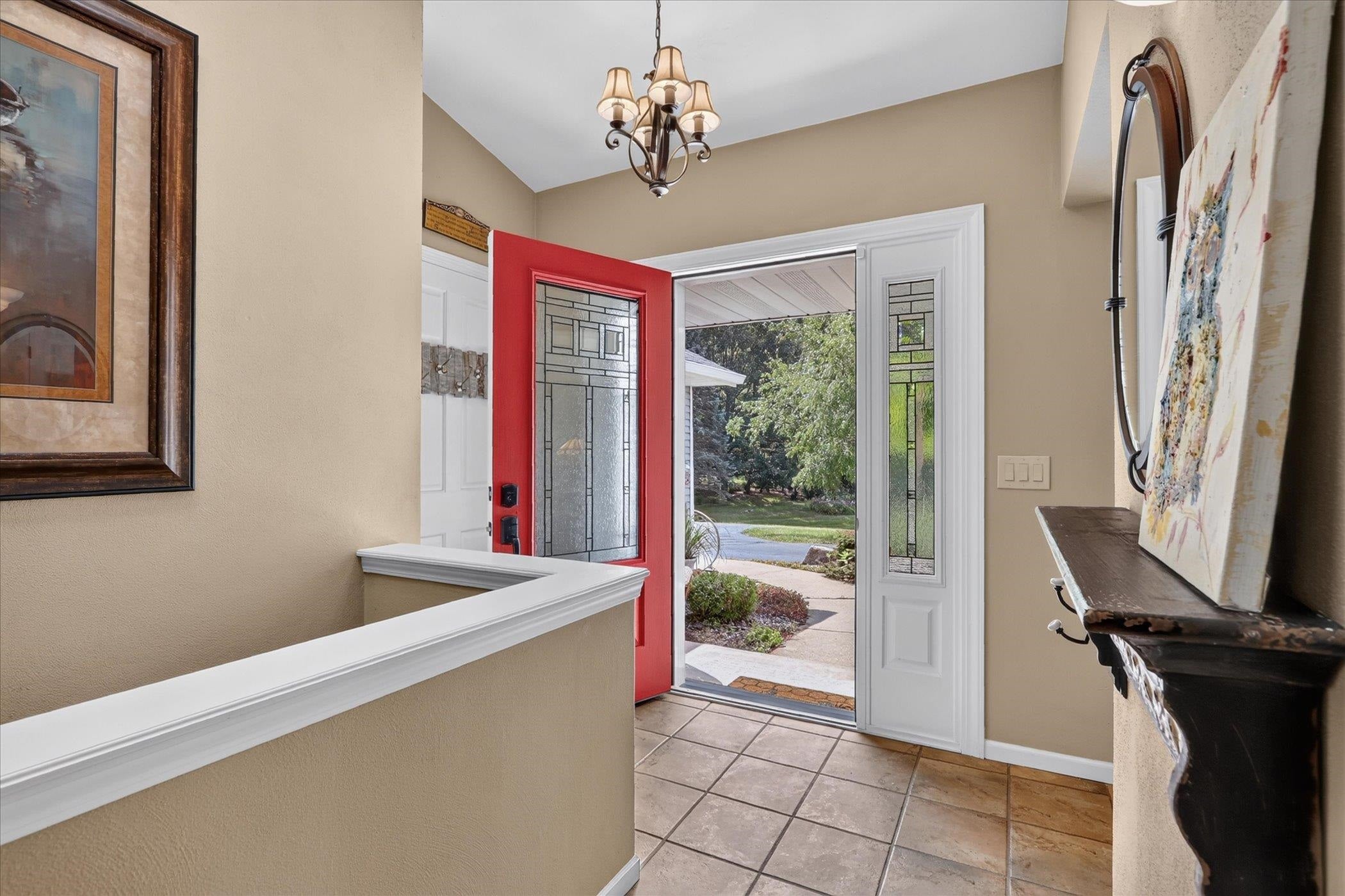 5738 S Splendor Valley Drive