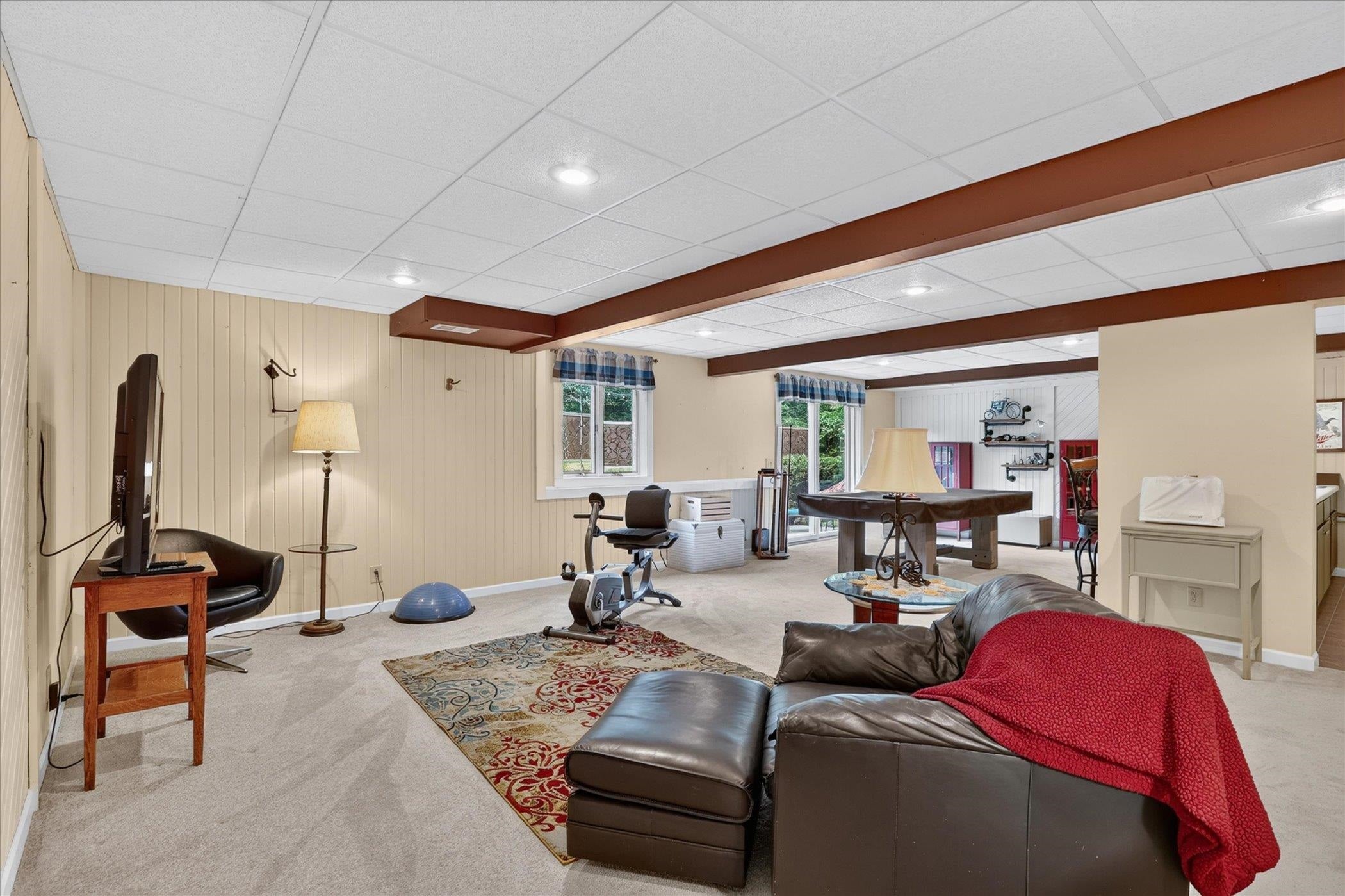 5738 S Splendor Valley Drive