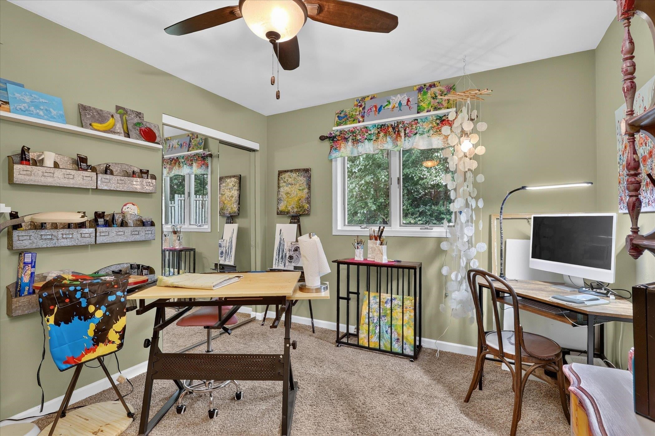 5738 S Splendor Valley Drive