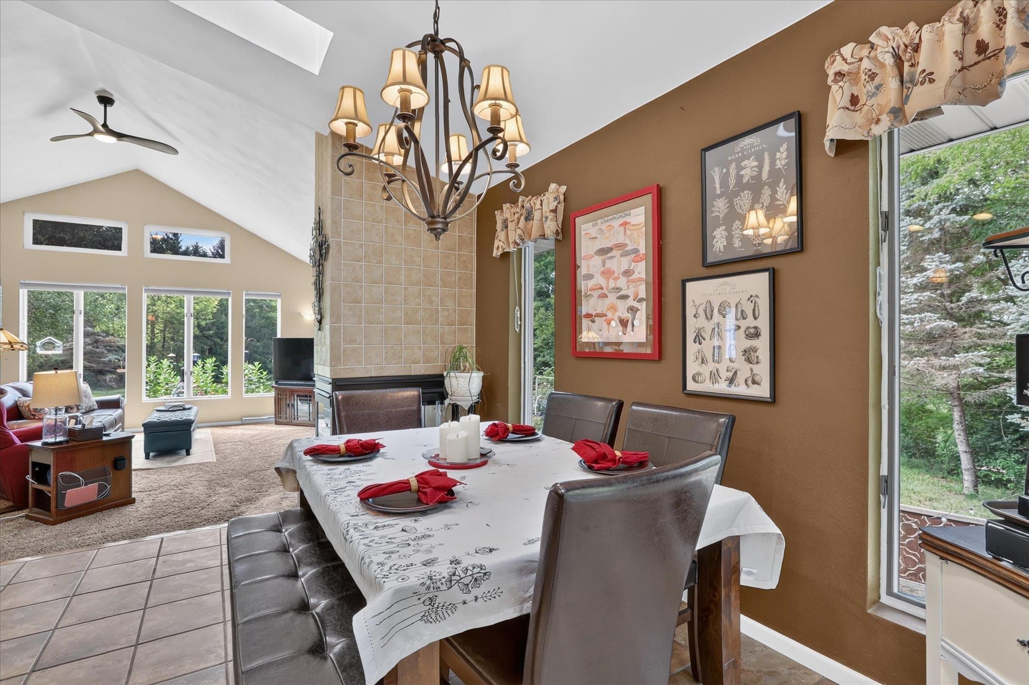 5738 S Splendor Valley Drive