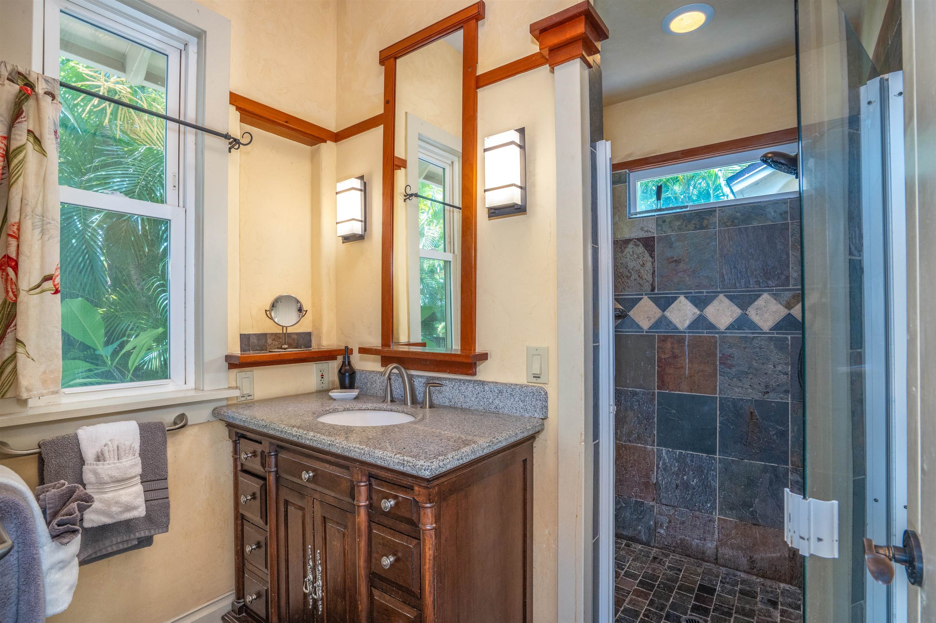 2165 Iliili Rd