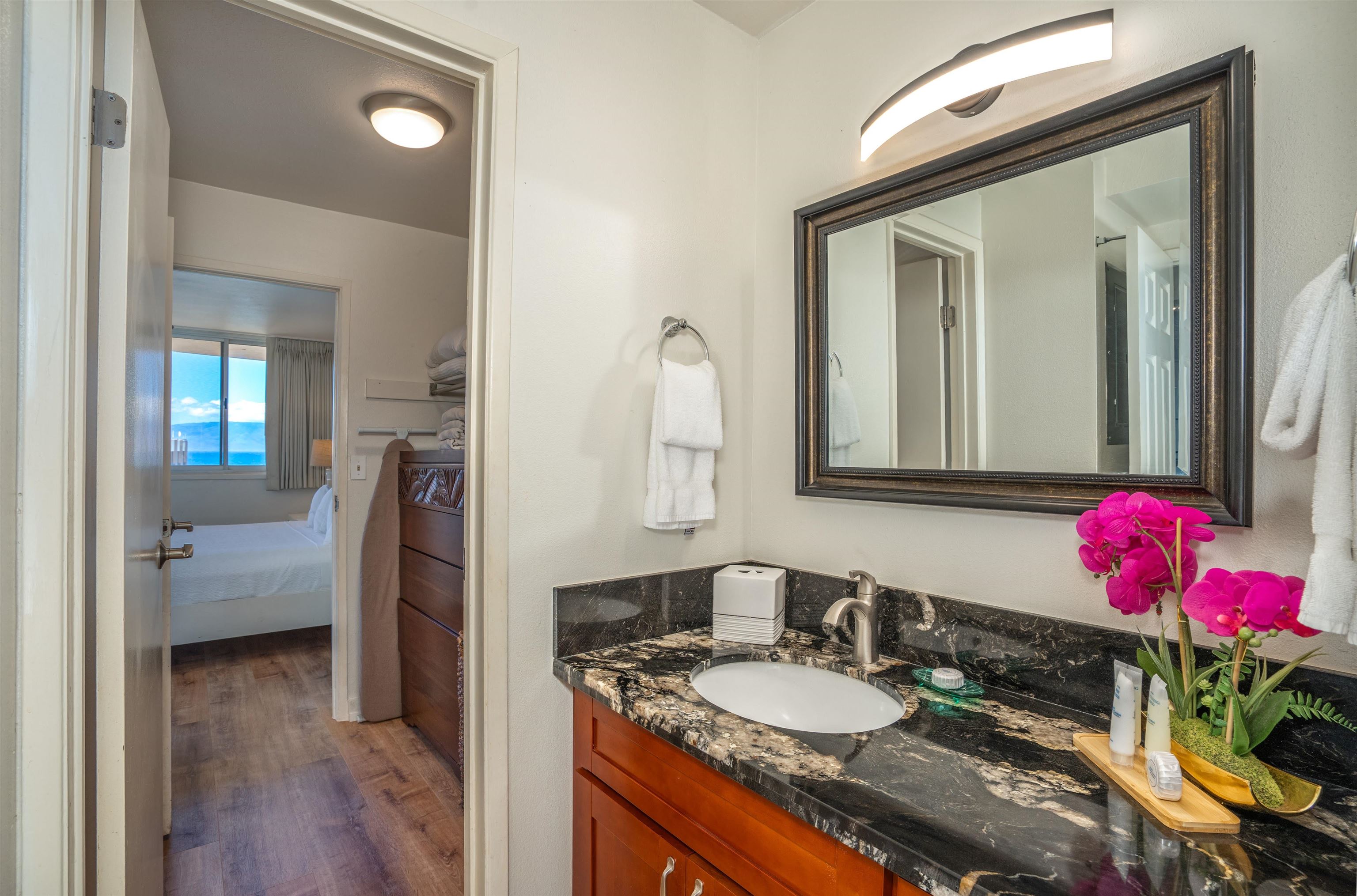 4365 Lower Honoapiilani Rd Unit: 1215