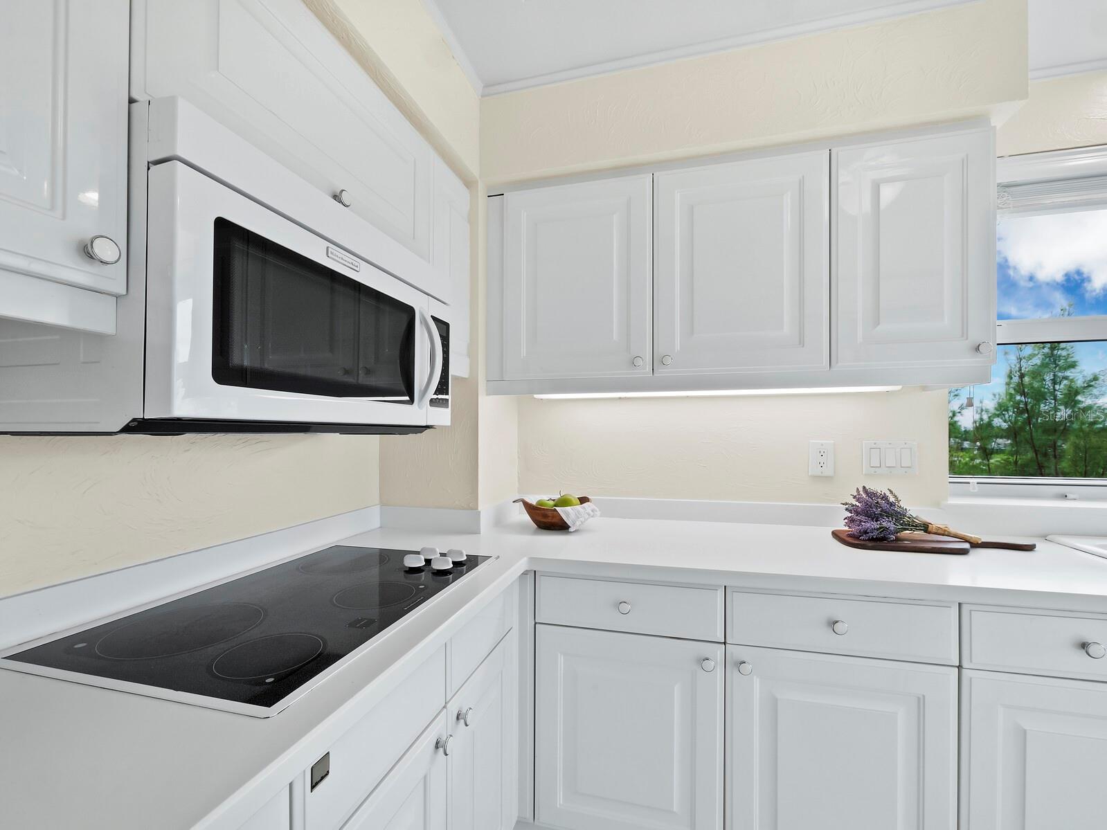 3080 GRAND BAY BLVD #532