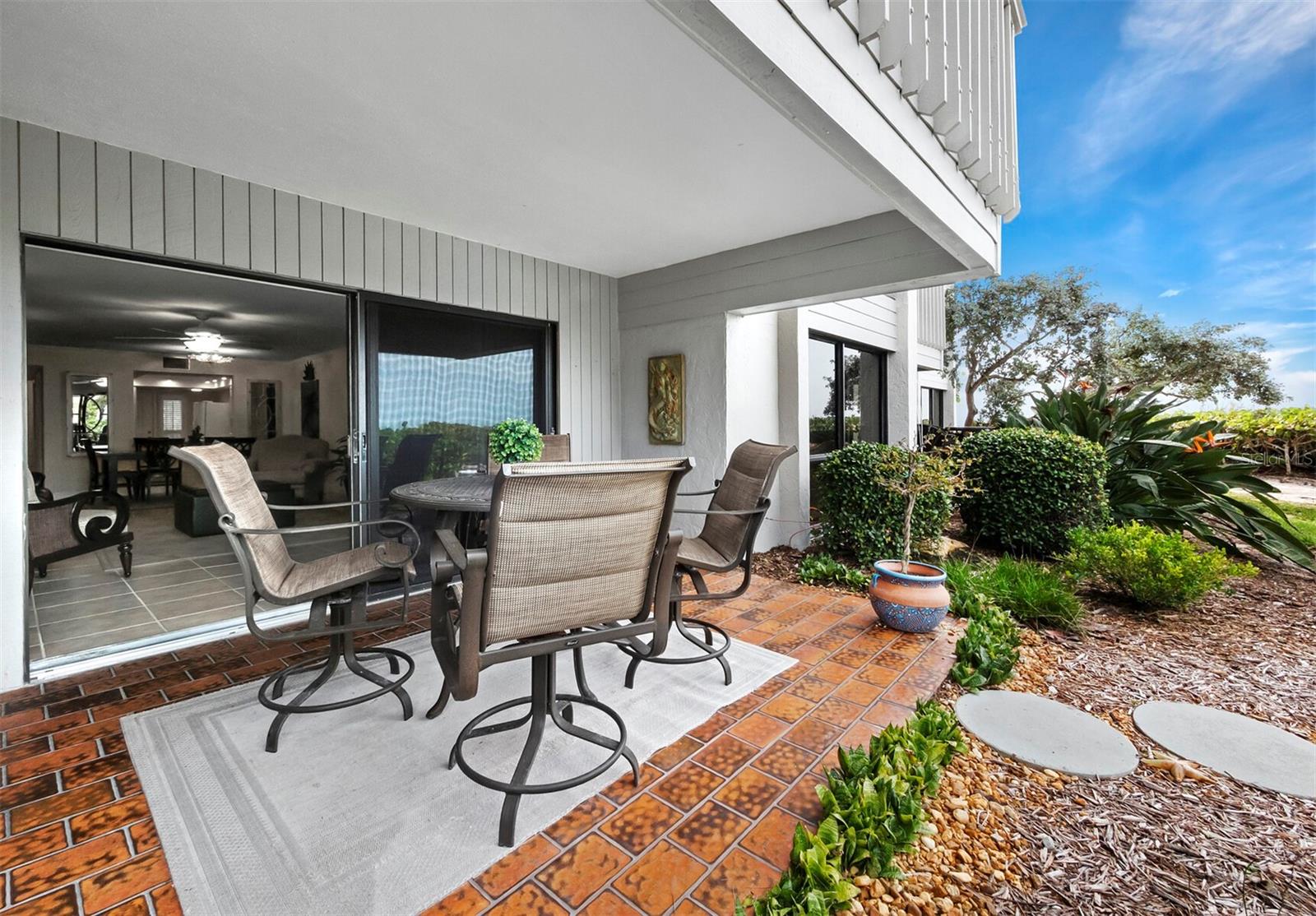 5757 GULF OF MEXICO DR #102