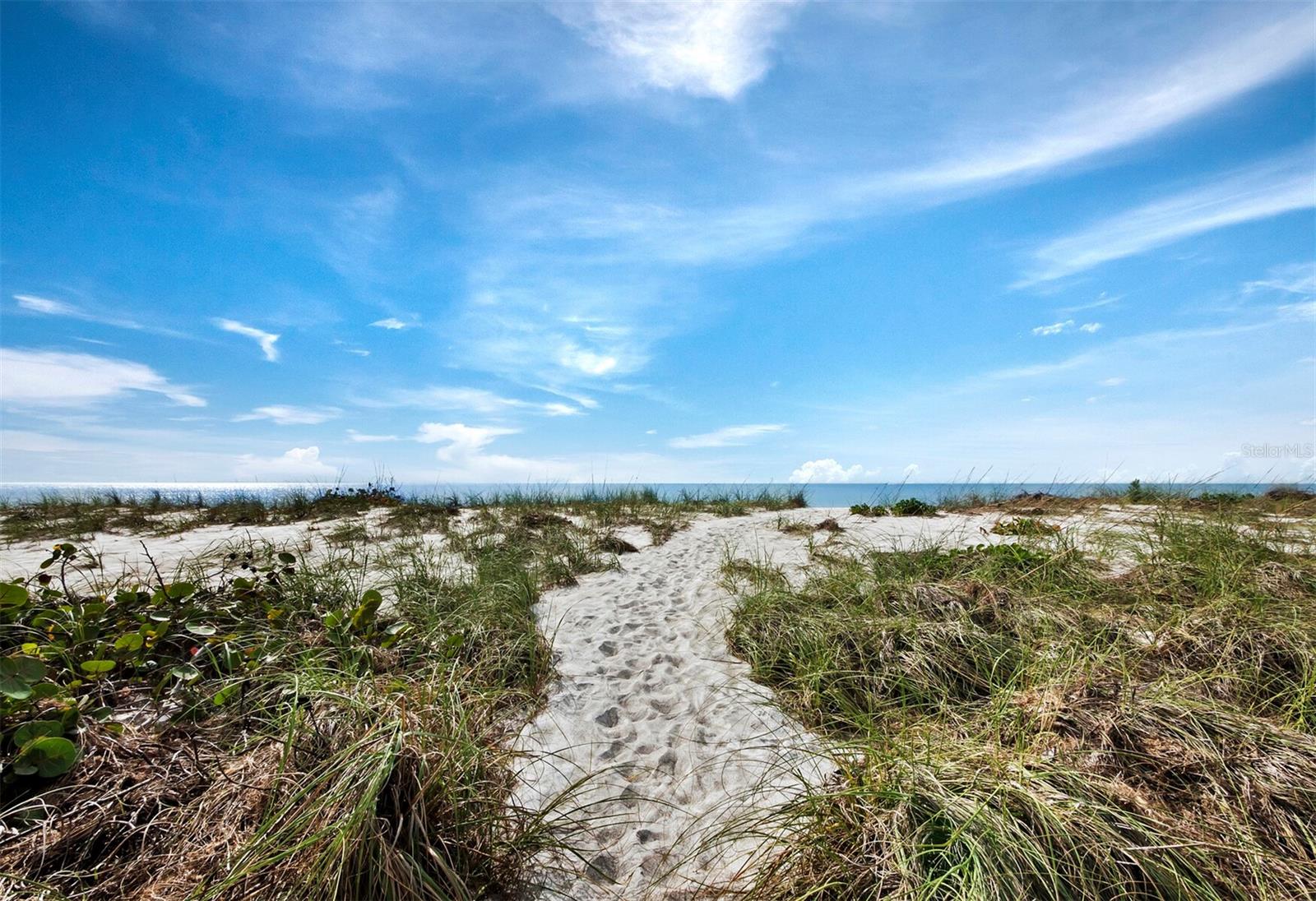 5757 GULF OF MEXICO DR #102