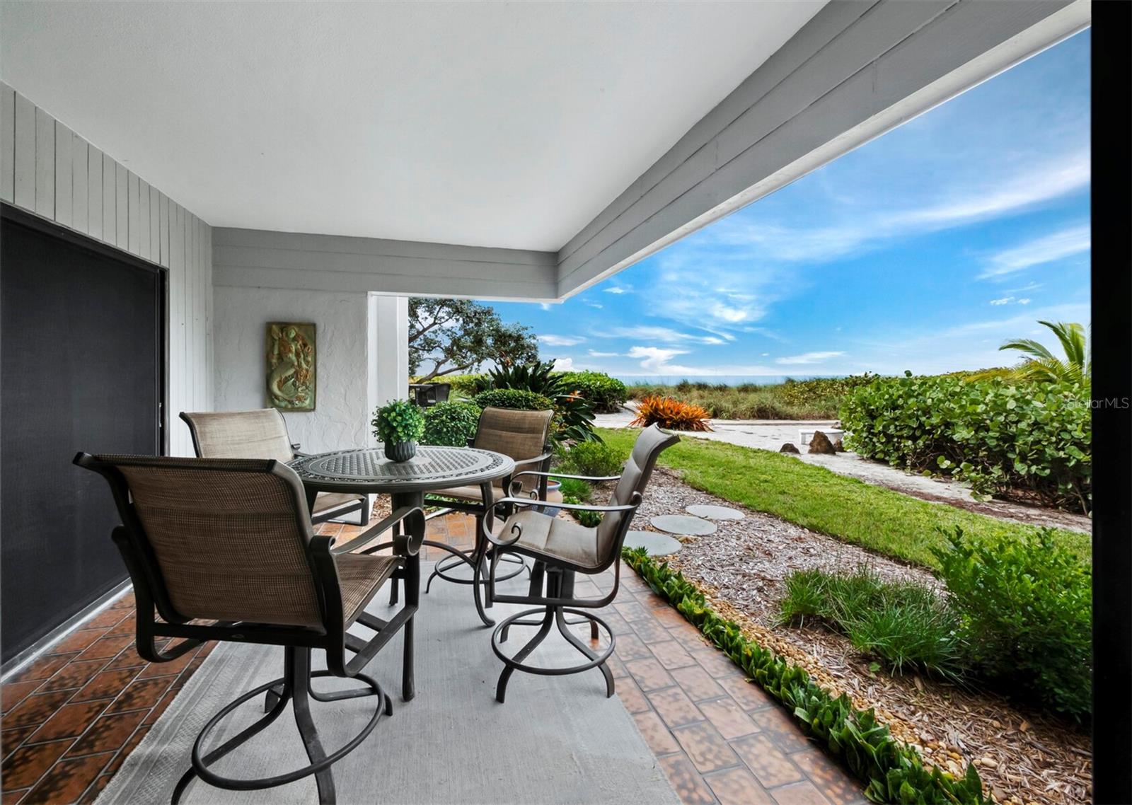 5757 GULF OF MEXICO DR #102