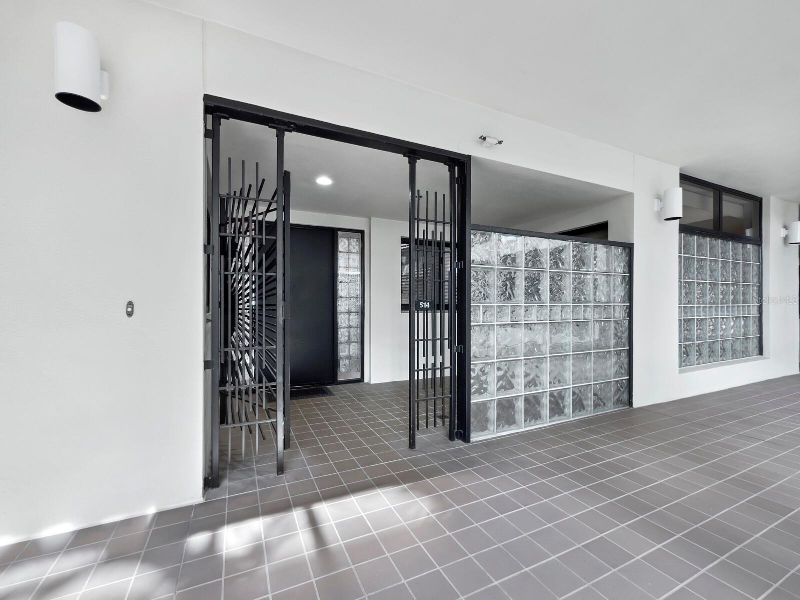 2110 HARBOURSIDE DR #514