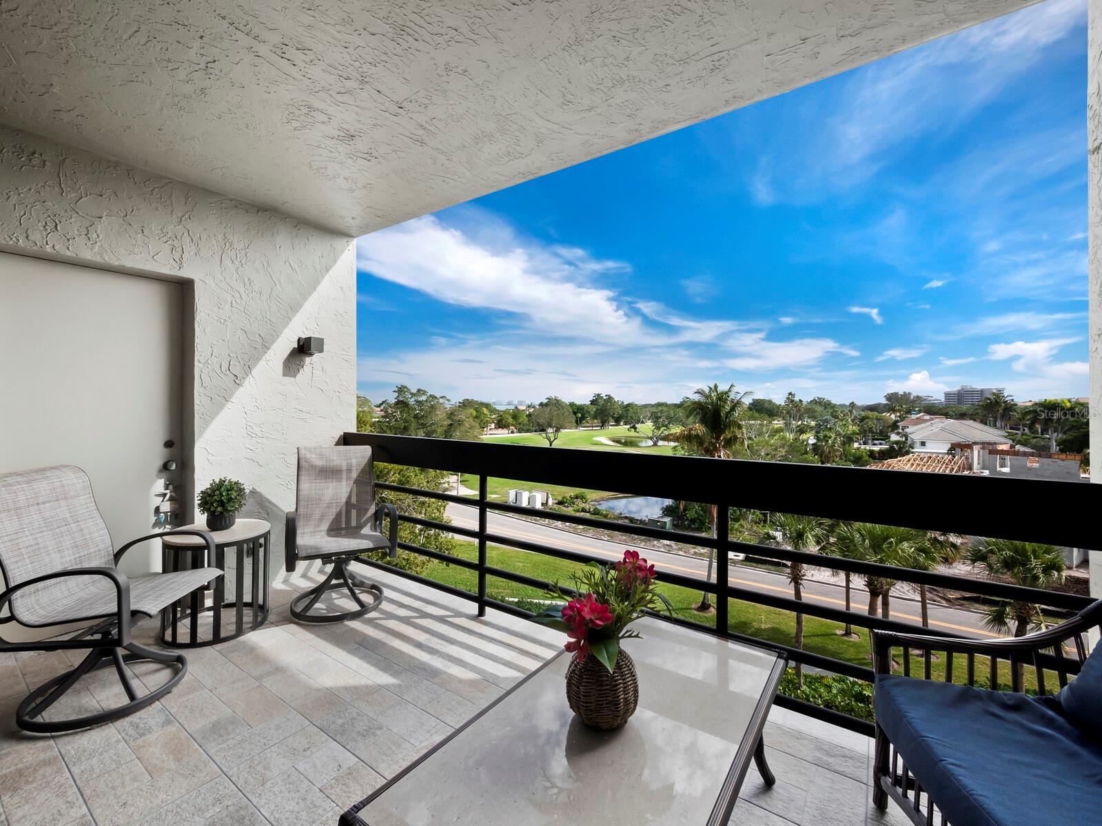 1065 GULF OF MEXICO DR #402