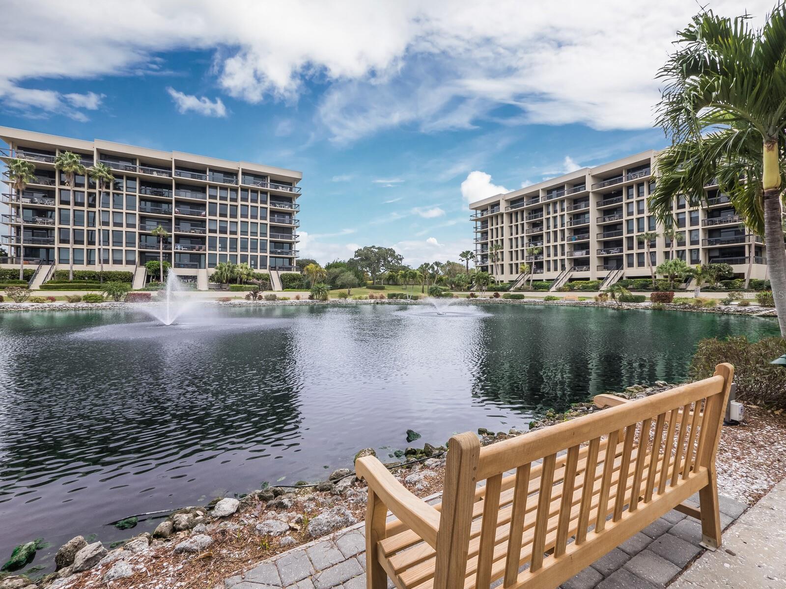 1065 GULF OF MEXICO DR #402