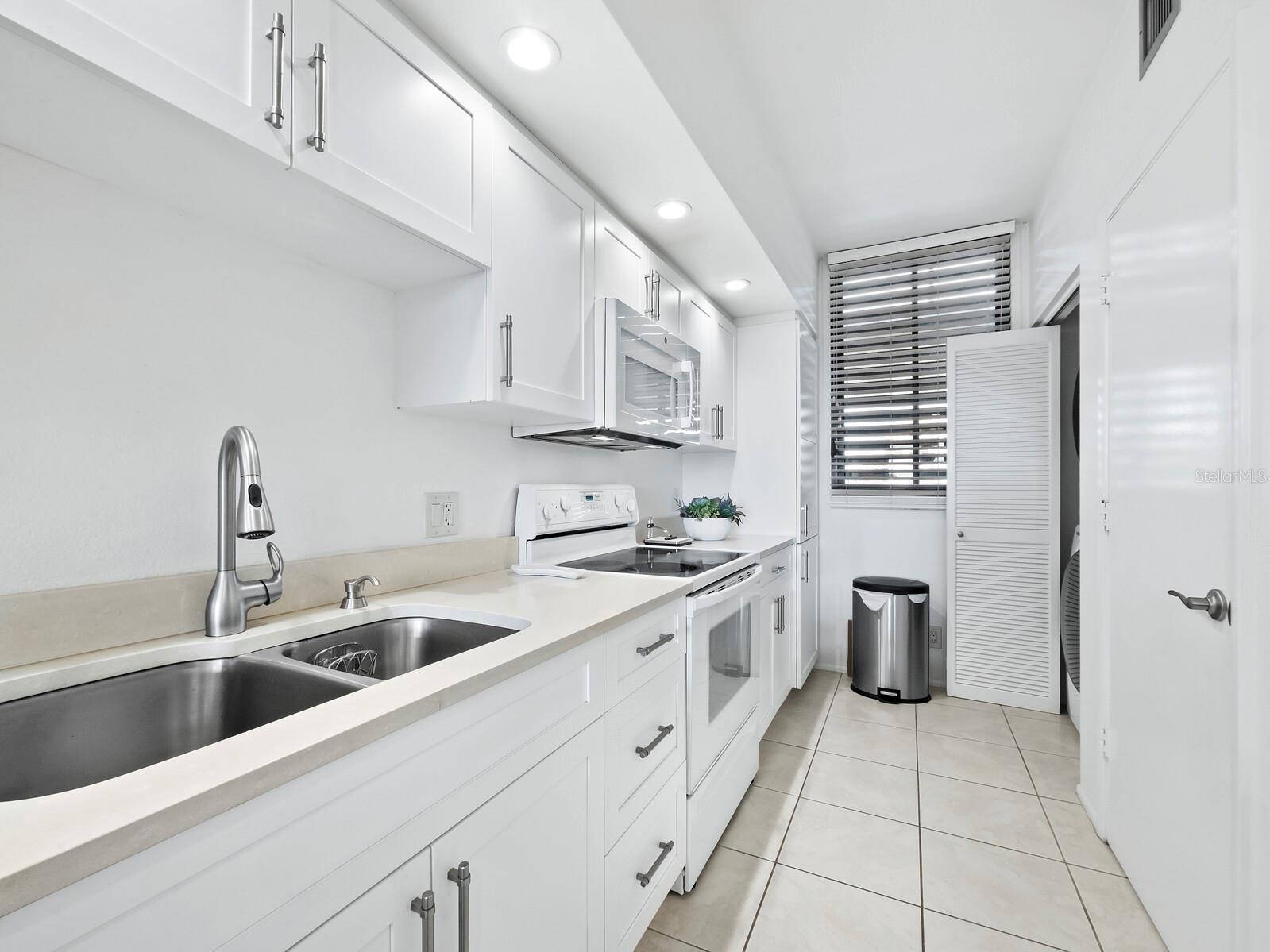 1065 GULF OF MEXICO DR #402