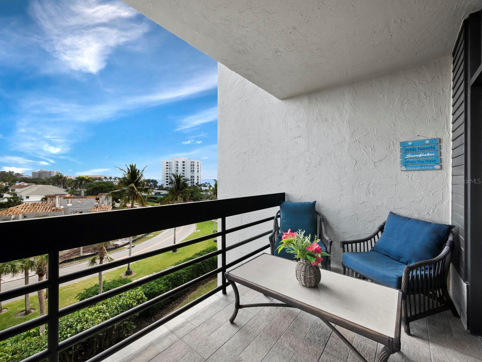 1065 GULF OF MEXICO DR #402