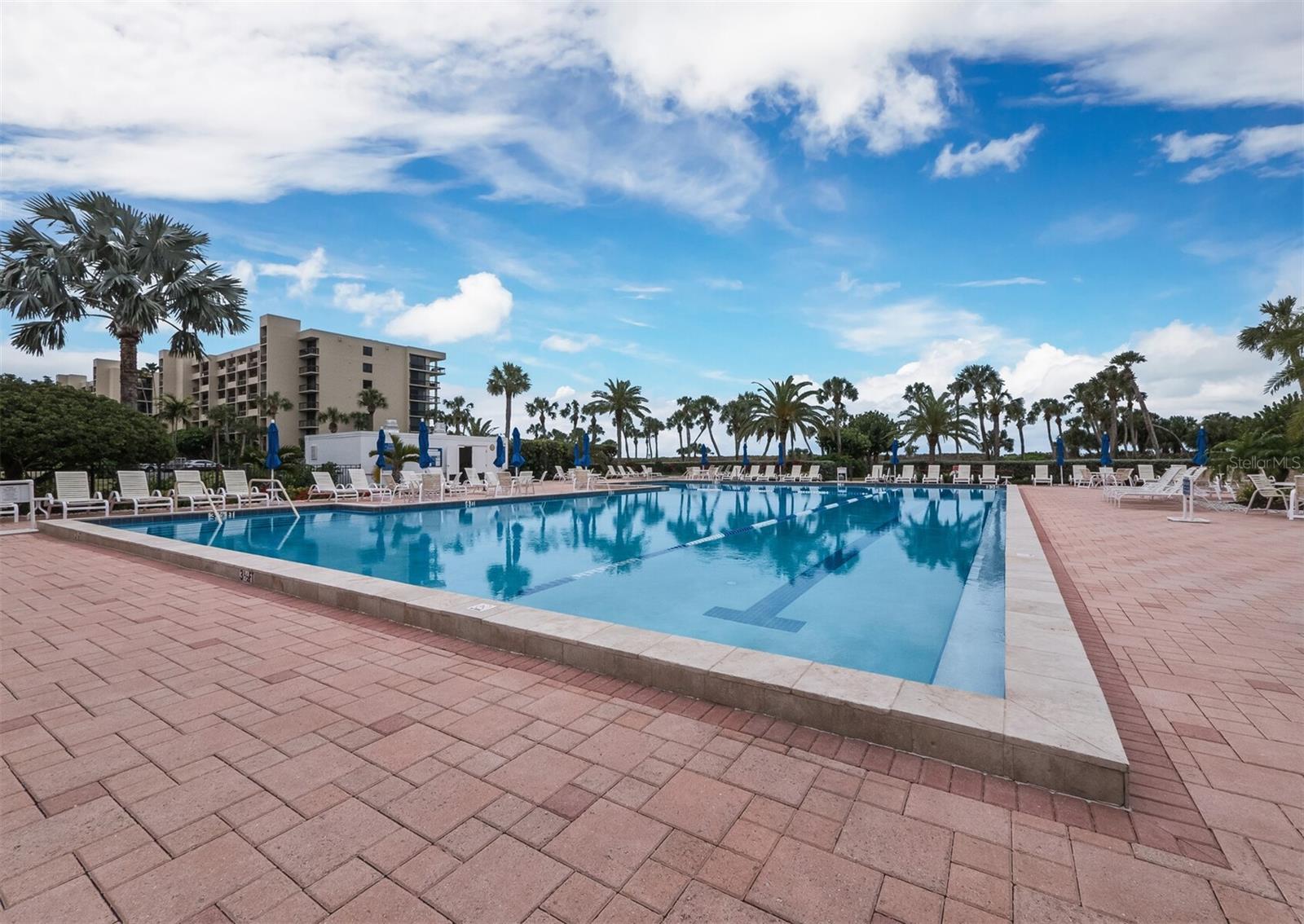 1065 GULF OF MEXICO DR #402