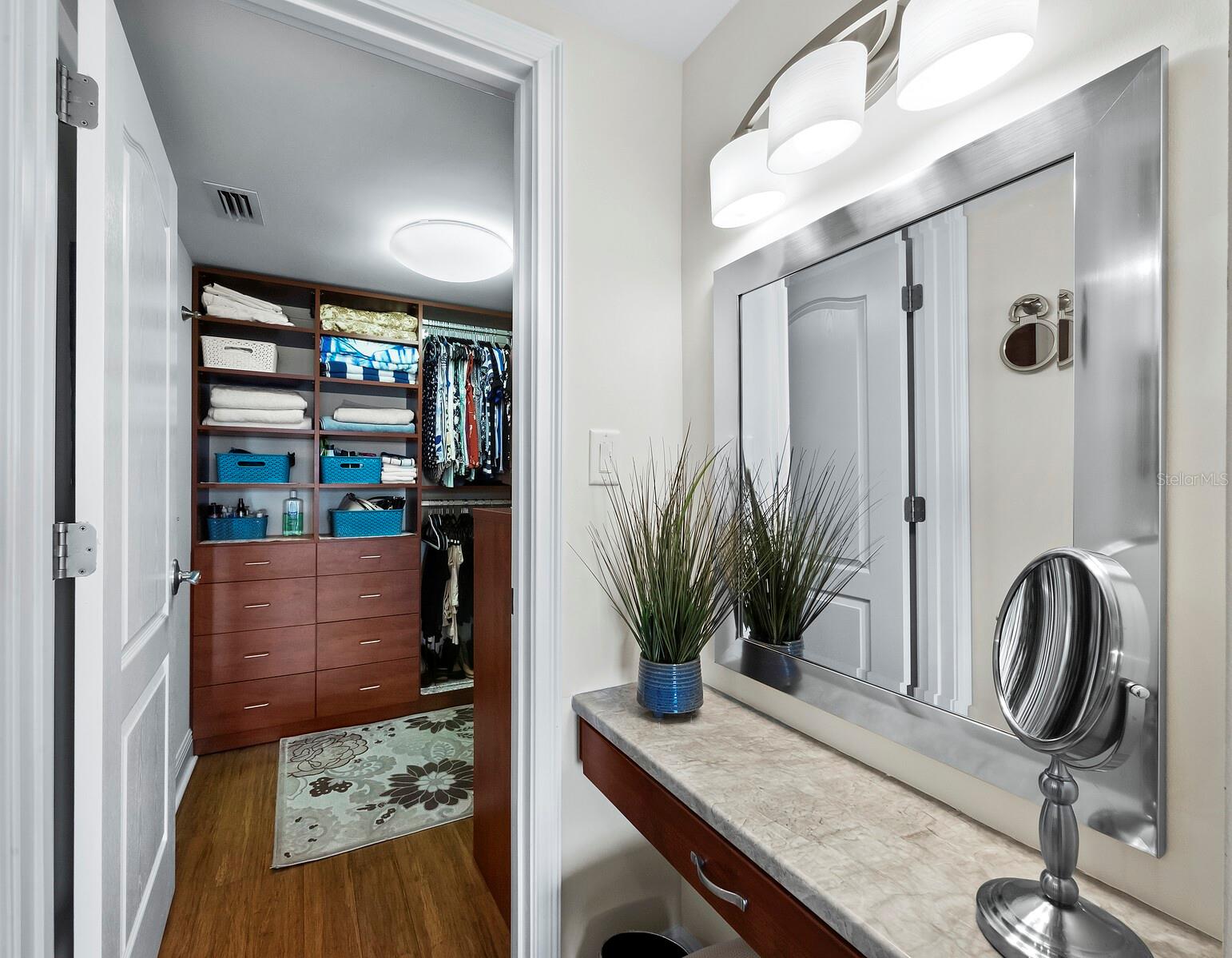 603 LONGBOAT CLUB RD #1102N