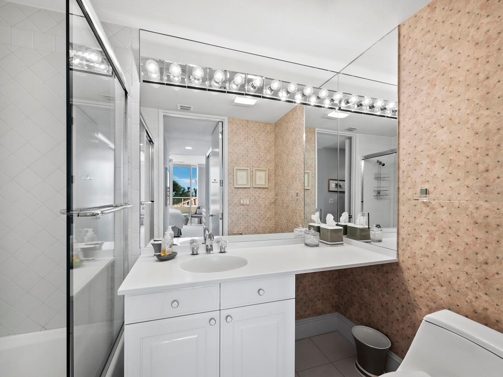 3060 GRAND BAY BLVD #113