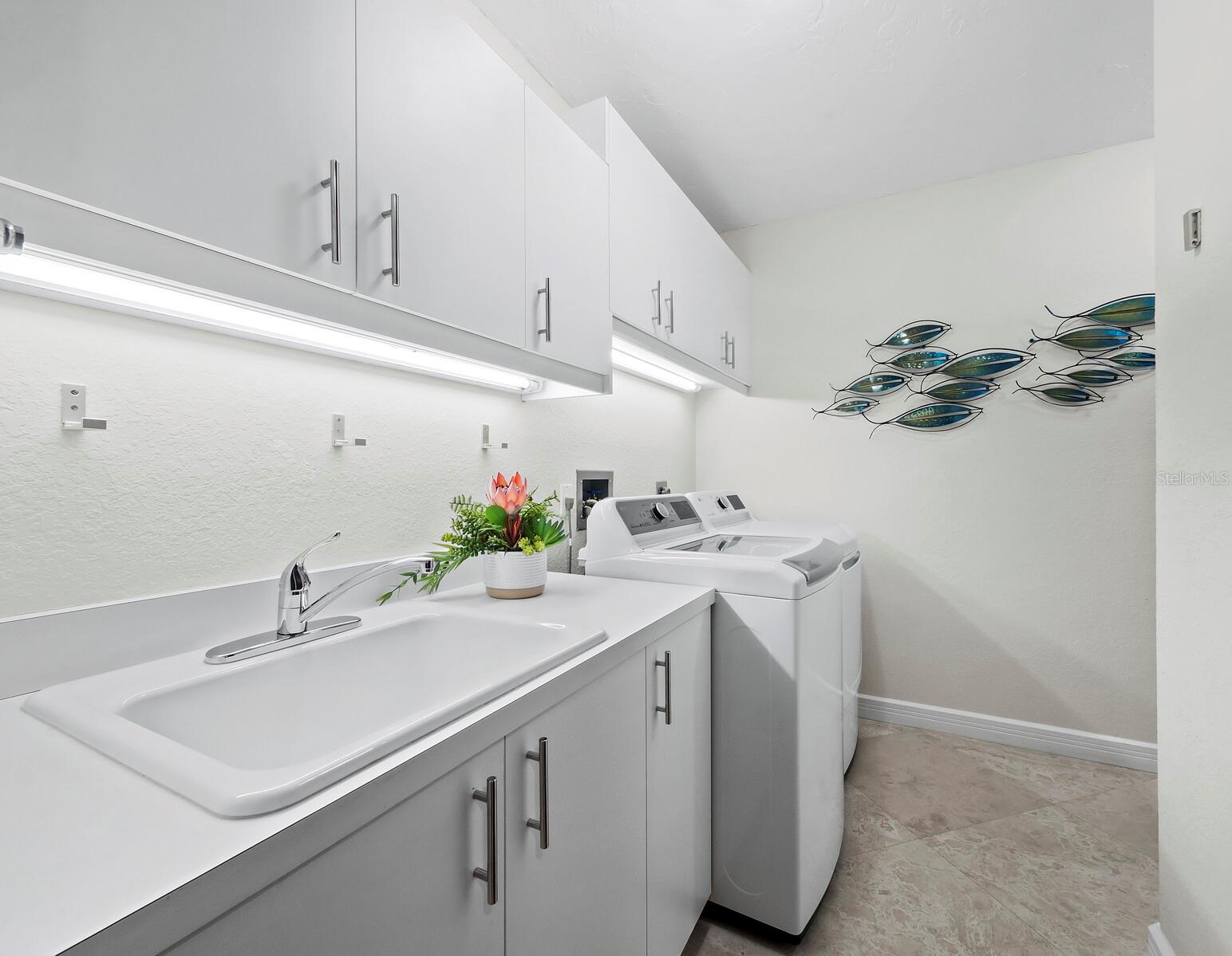 675 LONGBOAT CLUB RD #22A