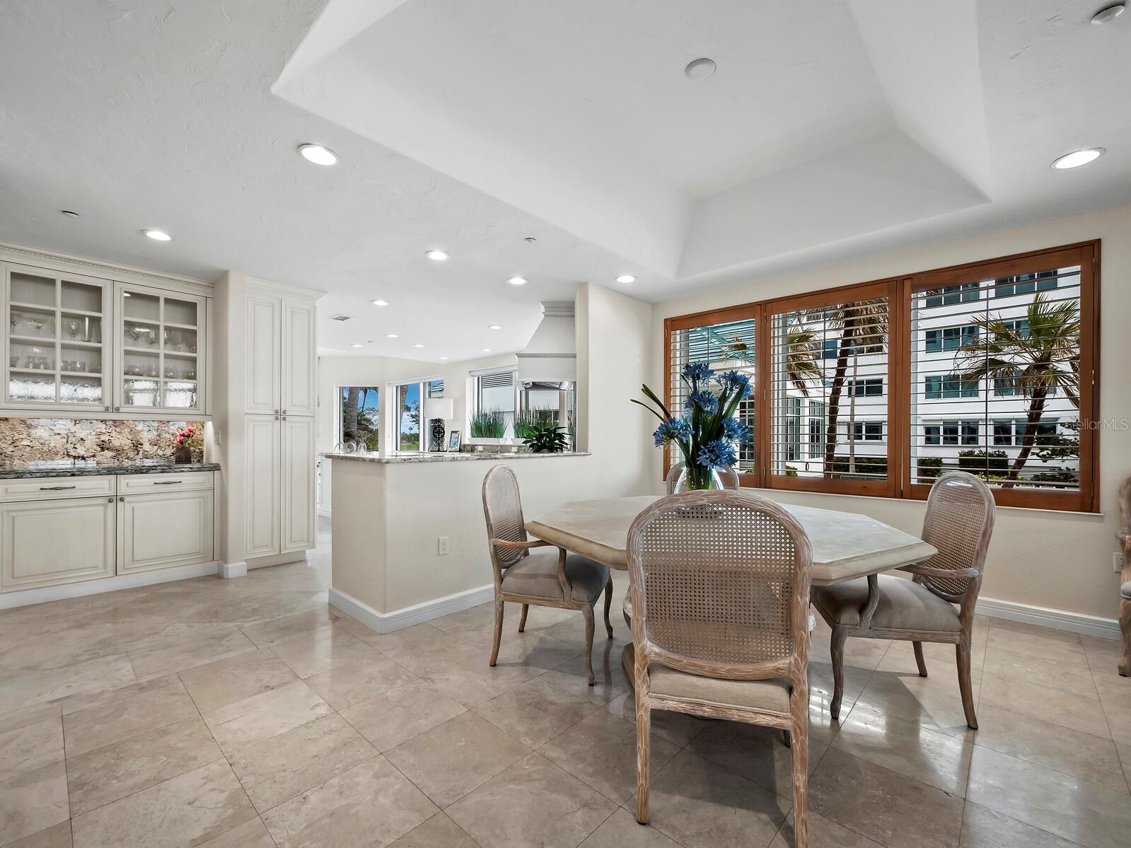 675 LONGBOAT CLUB RD #22A