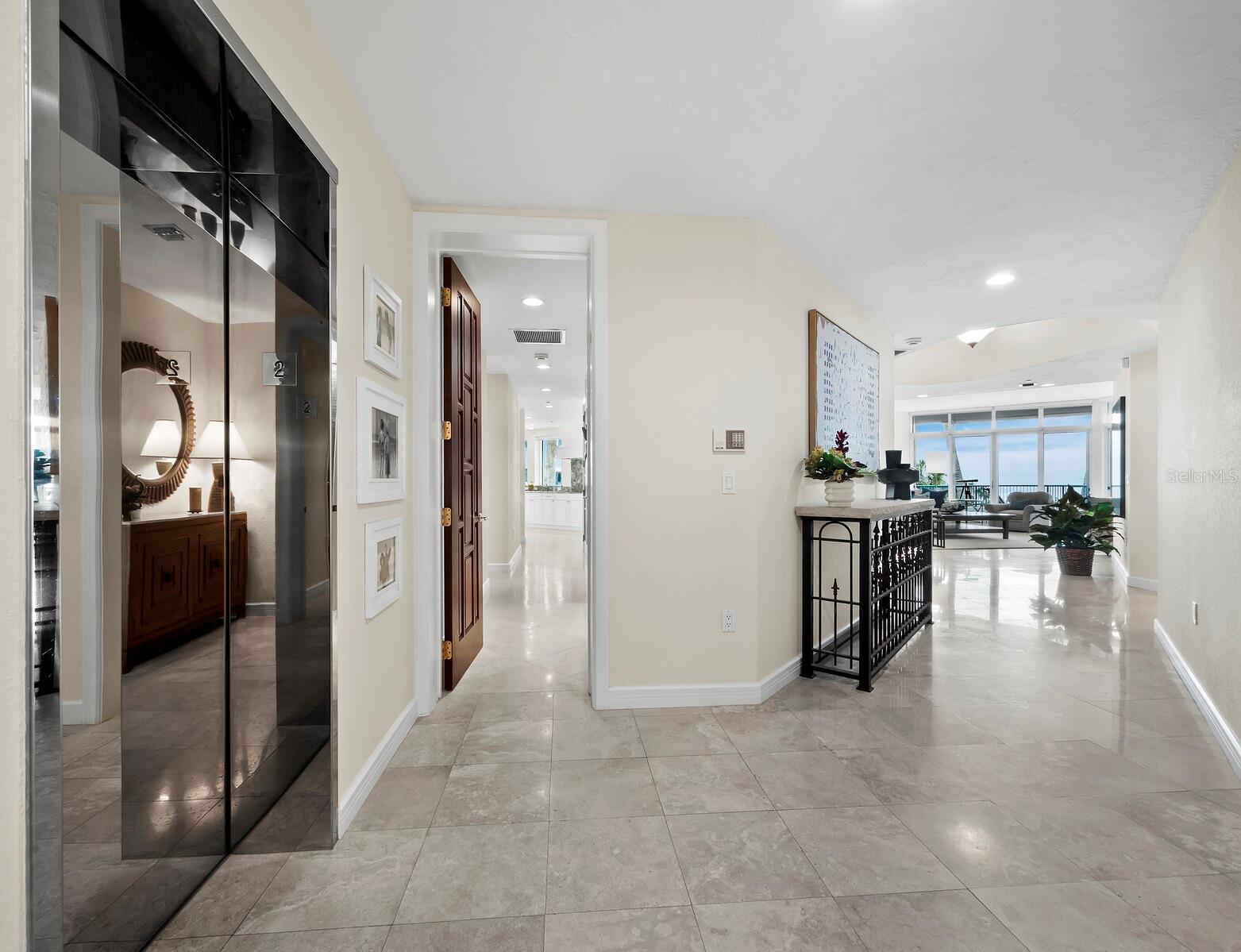 675 LONGBOAT CLUB RD #22A