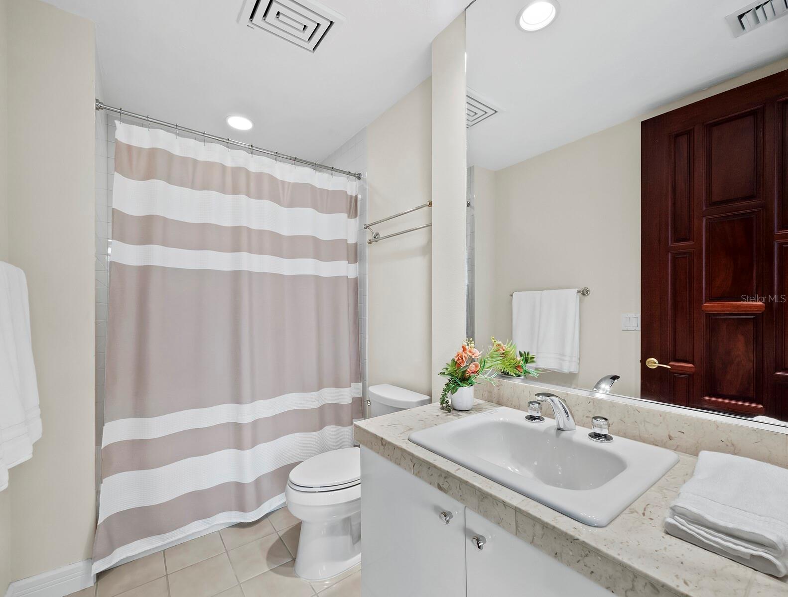 675 LONGBOAT CLUB RD #22A