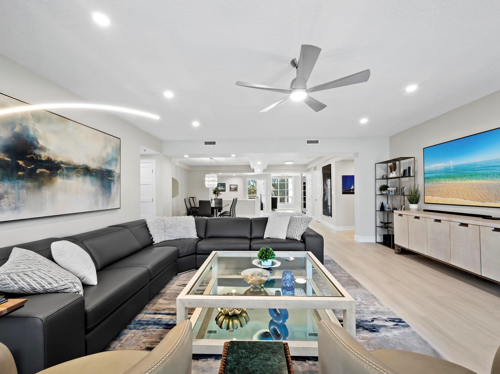 2550 HARBOURSIDE DR #322