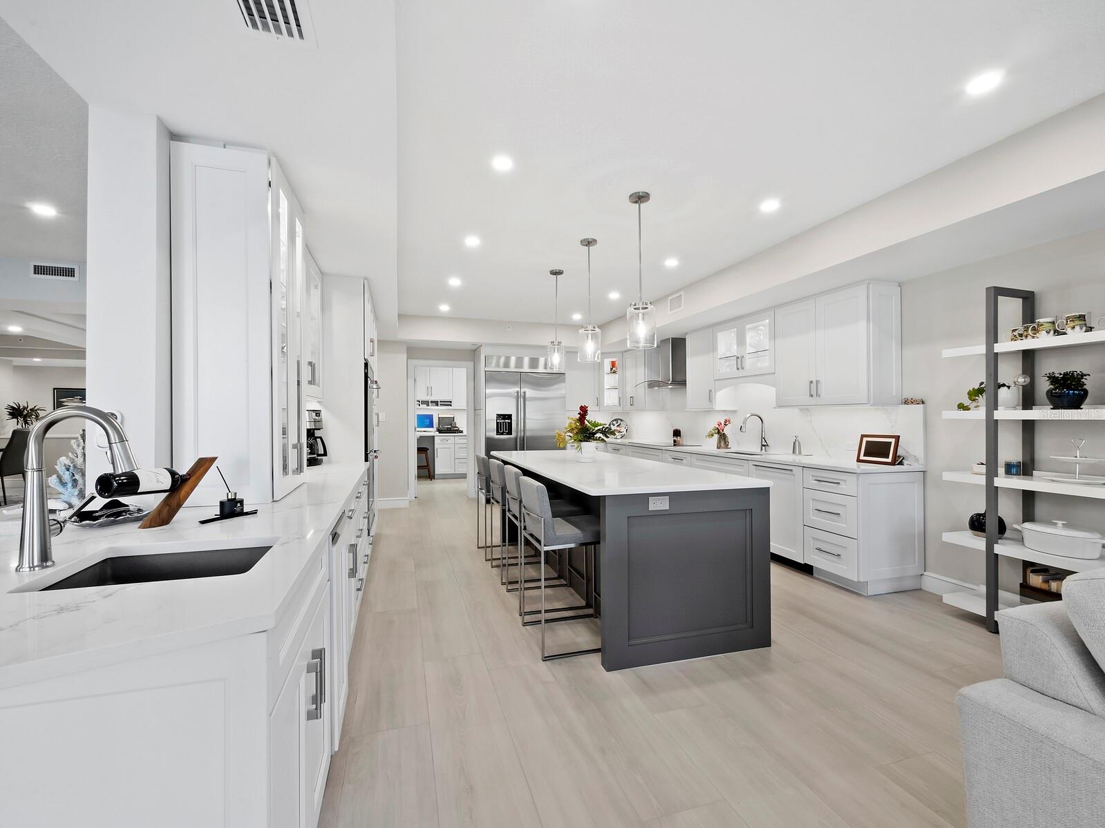 2550 HARBOURSIDE DR #322