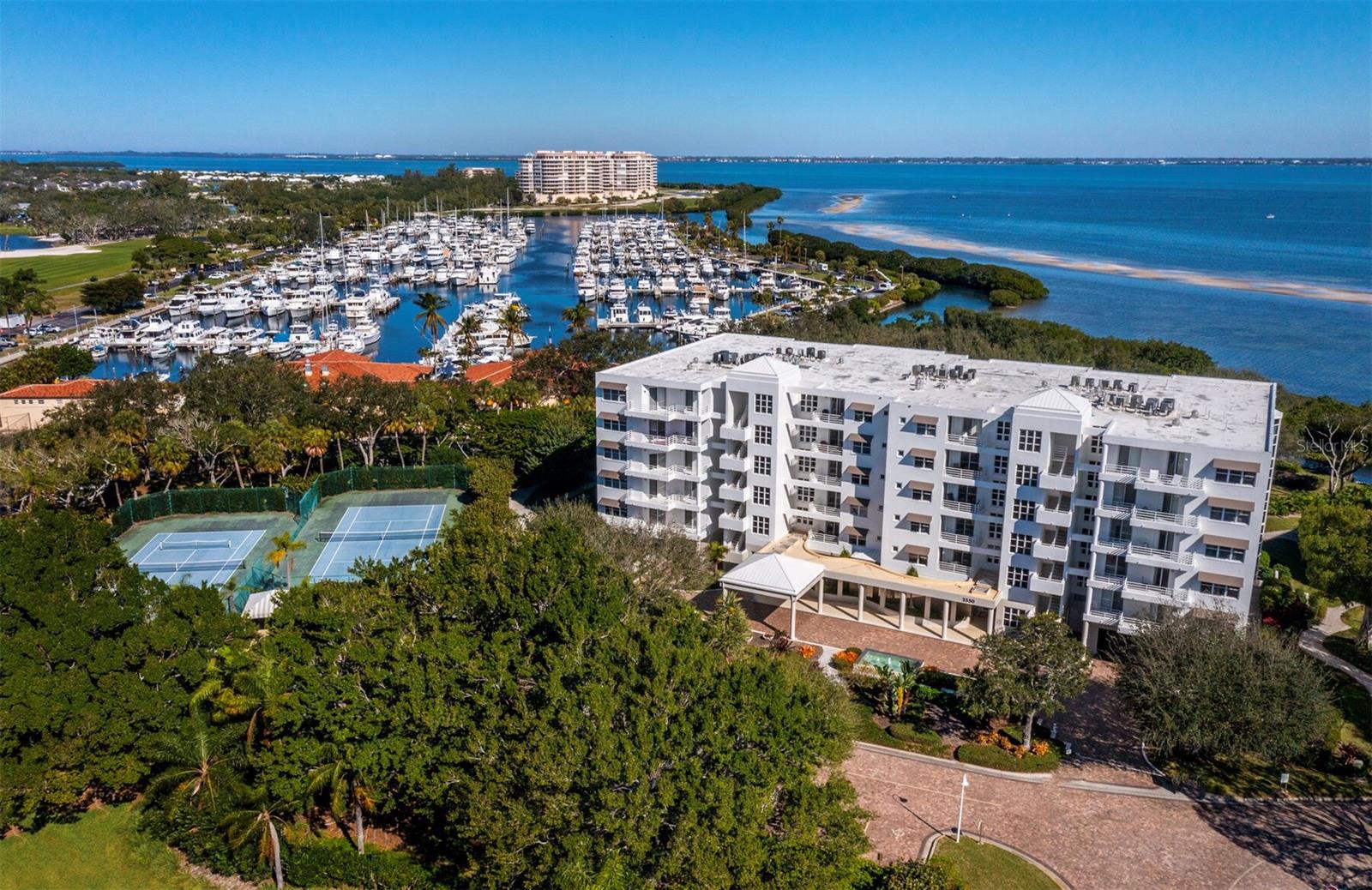 2550 HARBOURSIDE DR #322