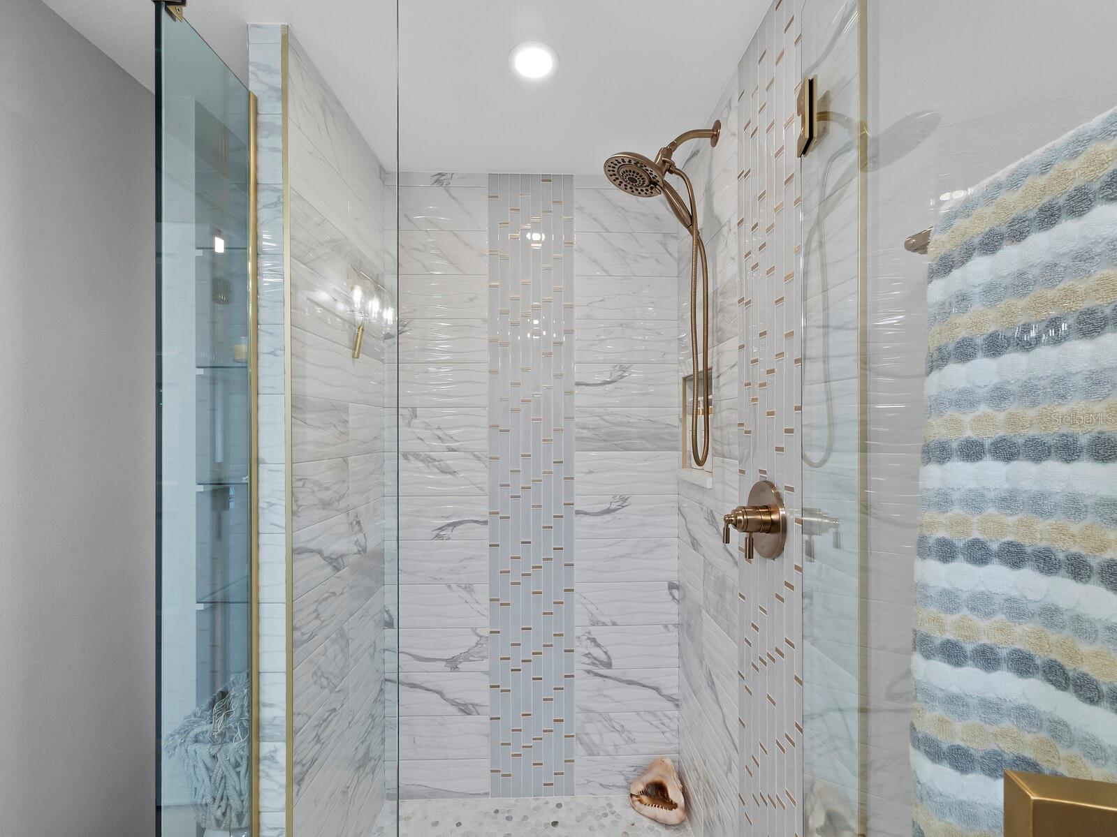 2550 HARBOURSIDE DR #322