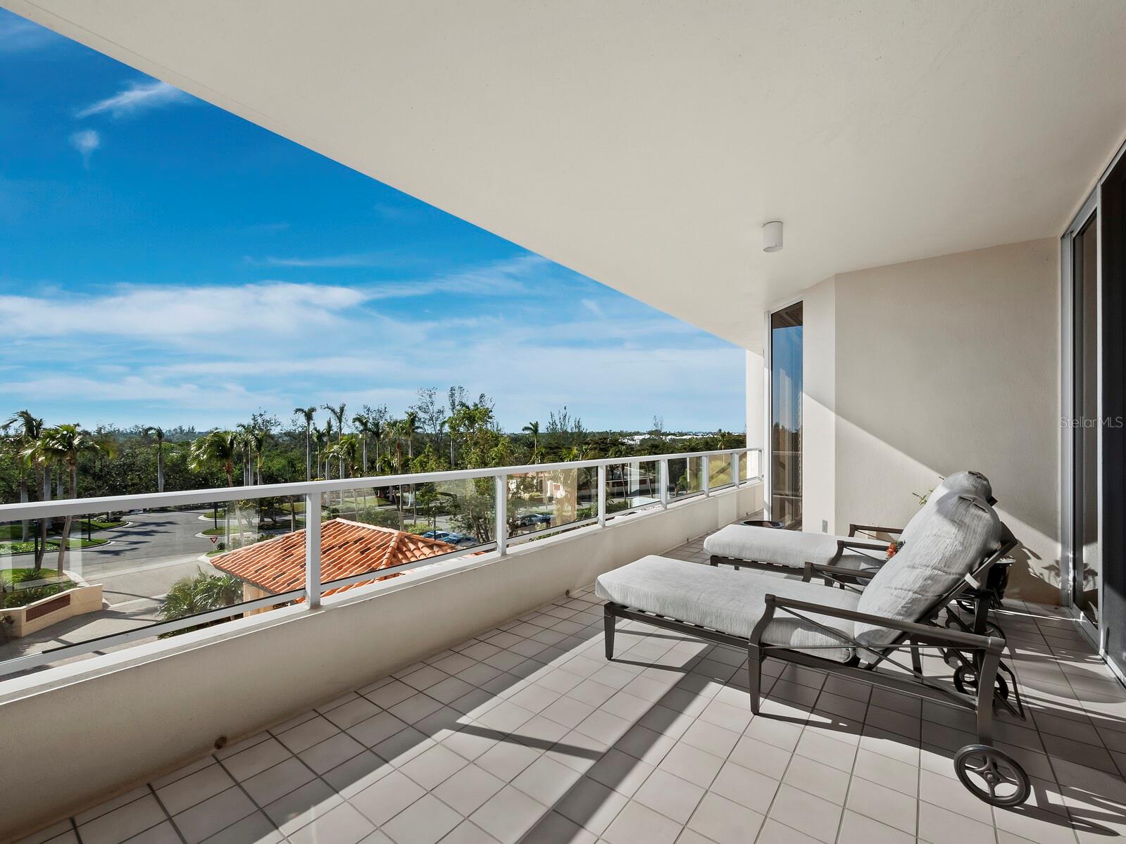 3060 GRAND BAY BLVD #124