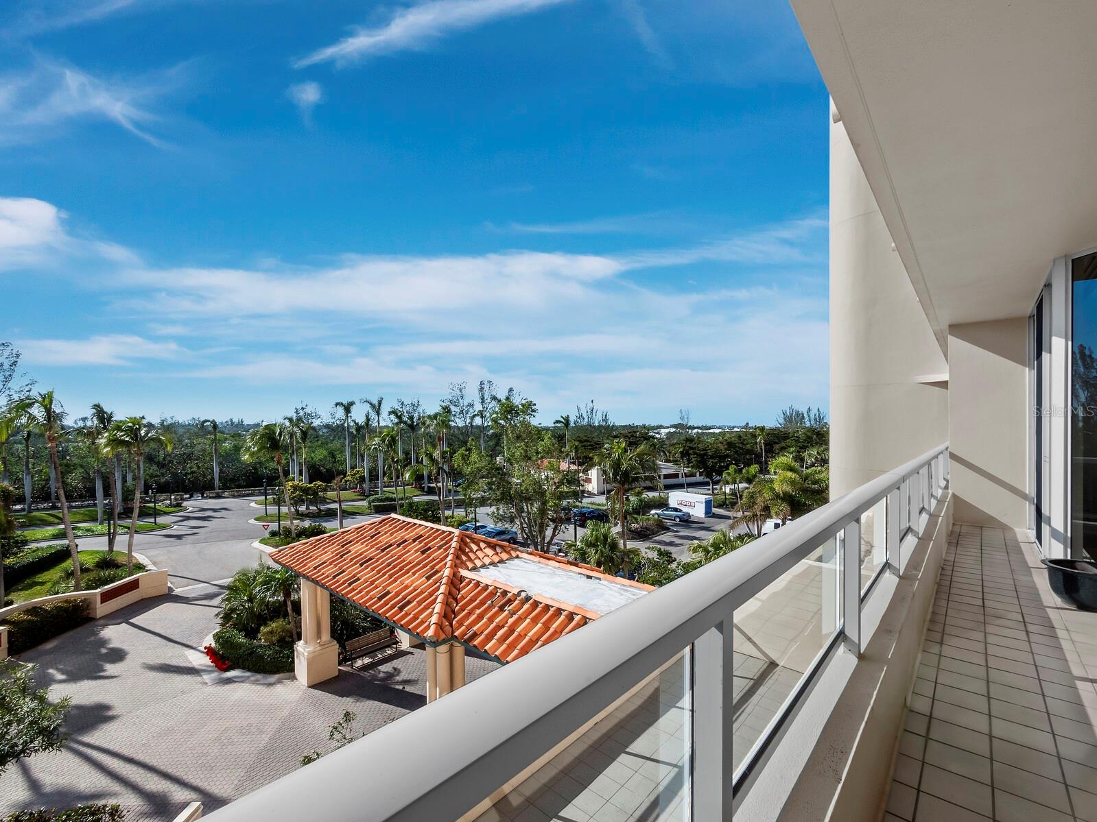 3060 GRAND BAY BLVD #124
