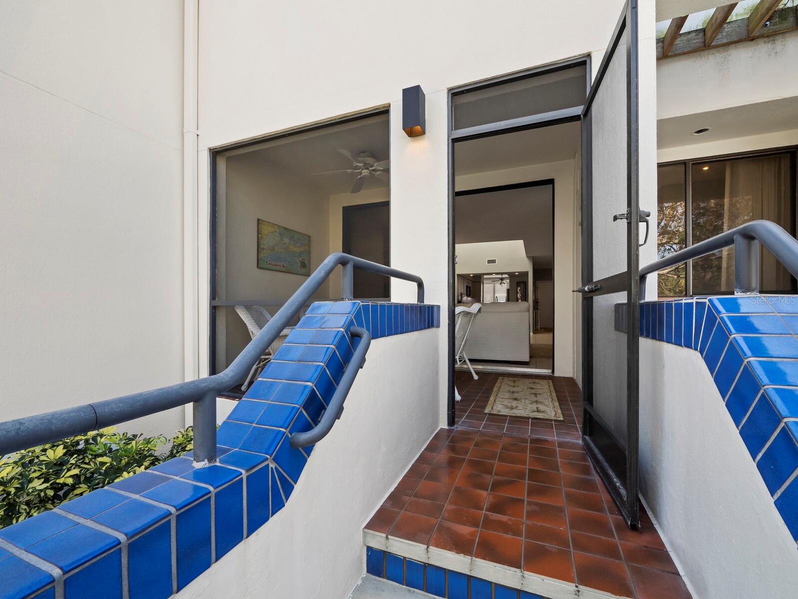 1922 HARBOURSIDE DR #1102