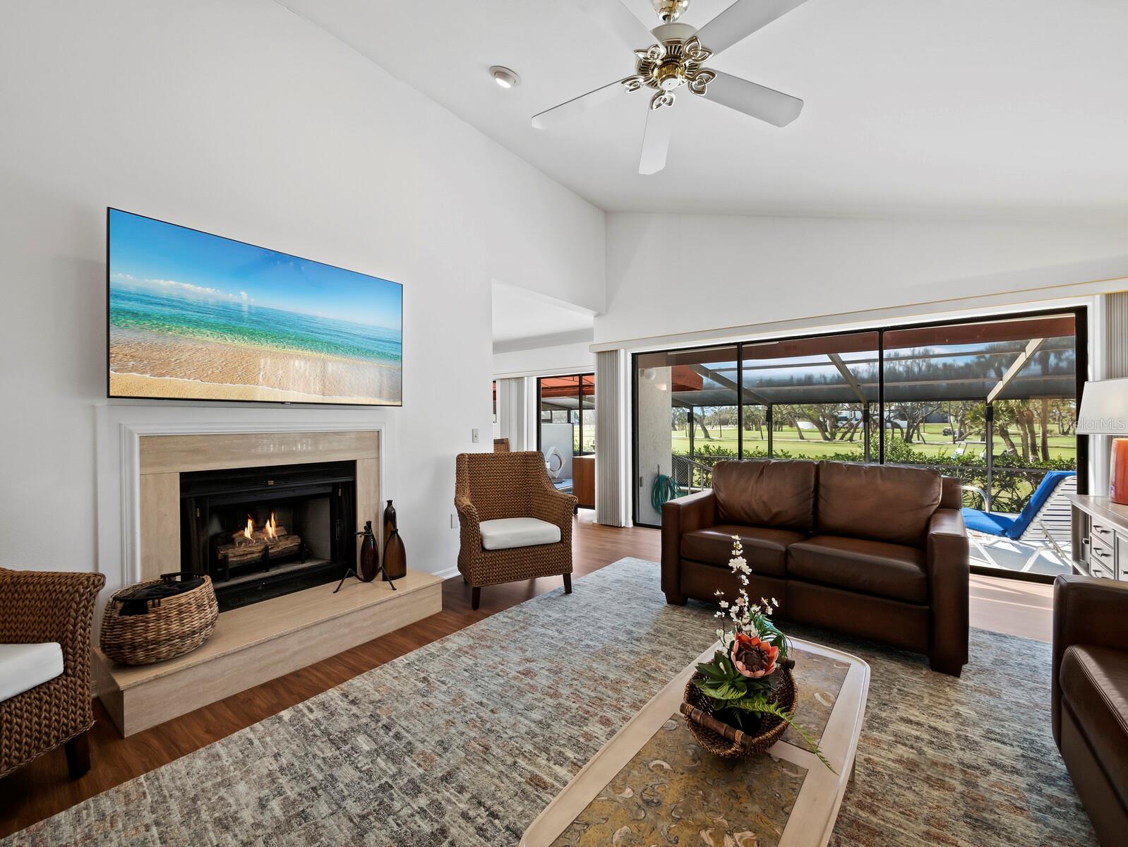 2129 HARBOURSIDE DR #901