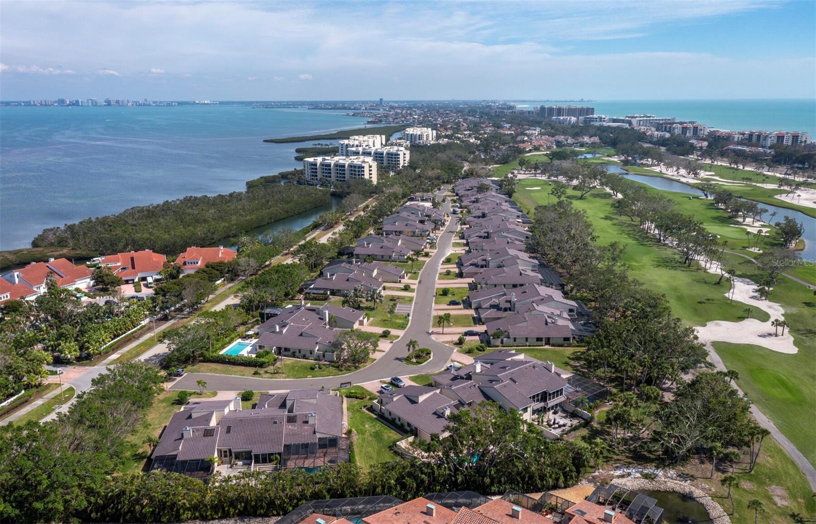 2129 HARBOURSIDE DR #901