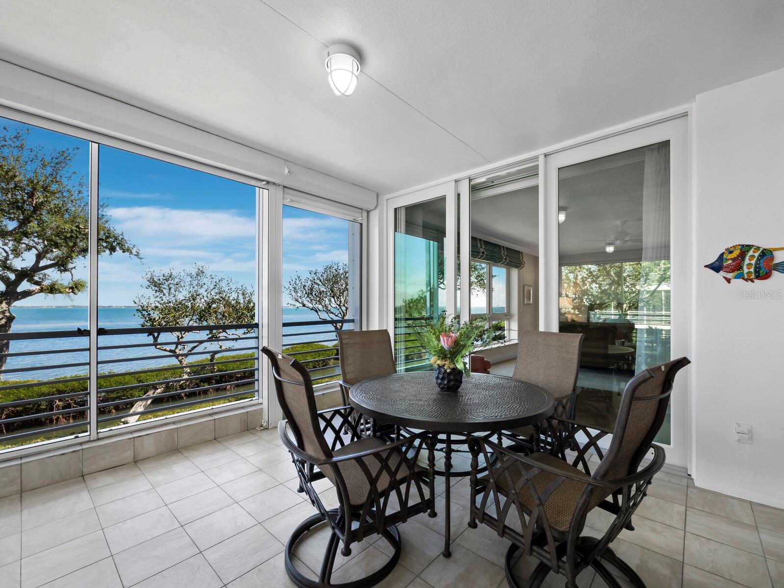 2410 HARBOURSIDE DR #121